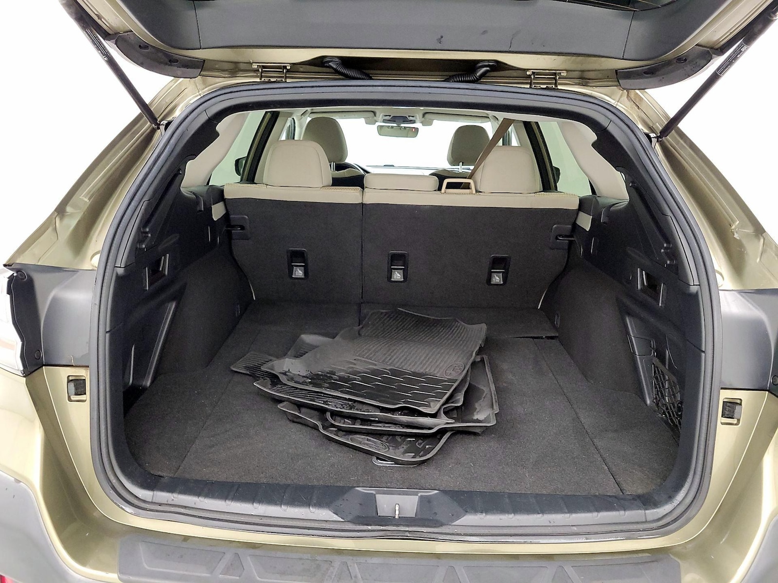 2020 Subaru Outback Premium - Photo 21