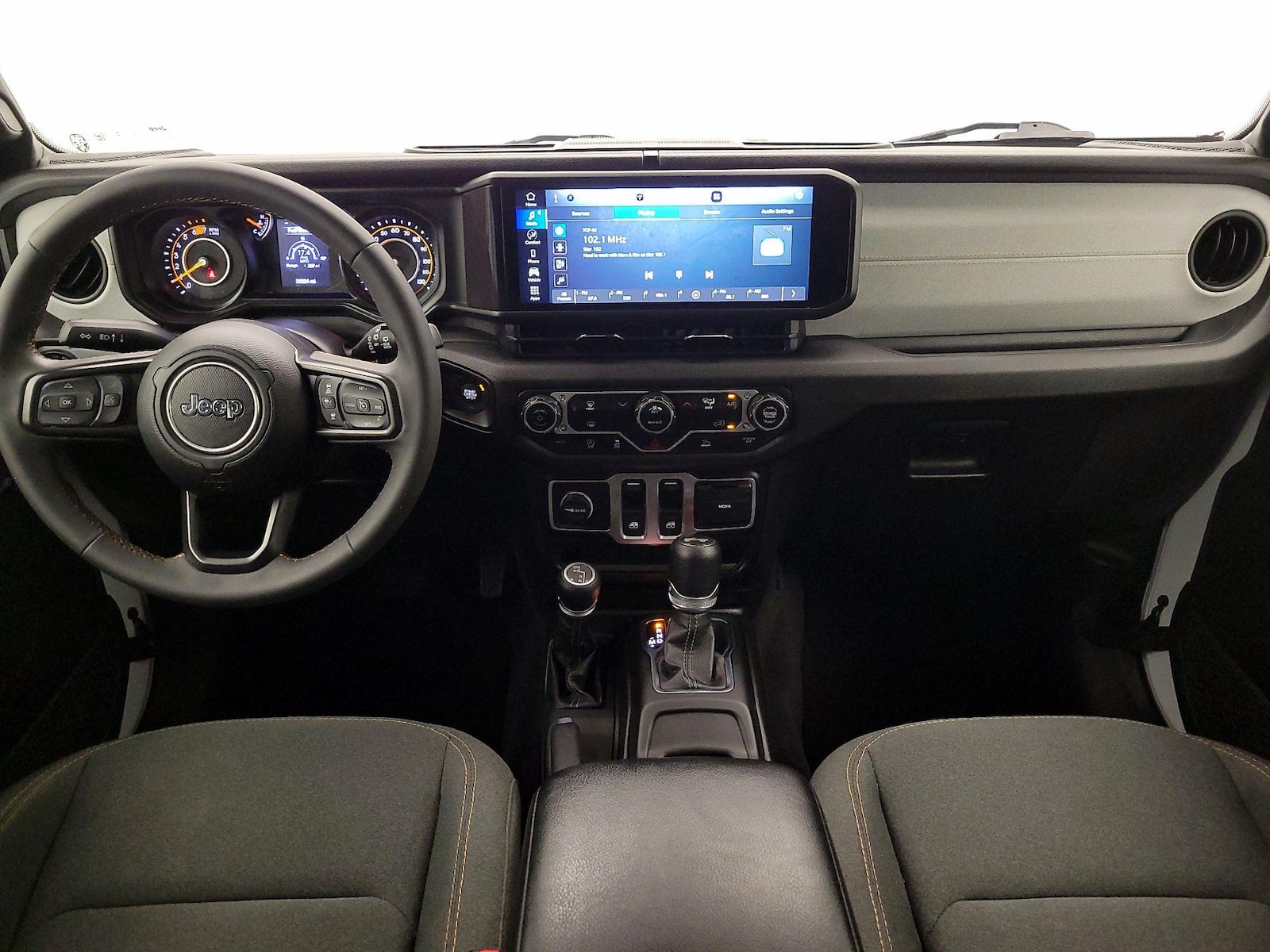 Apple CarPlay® & Android Auto™