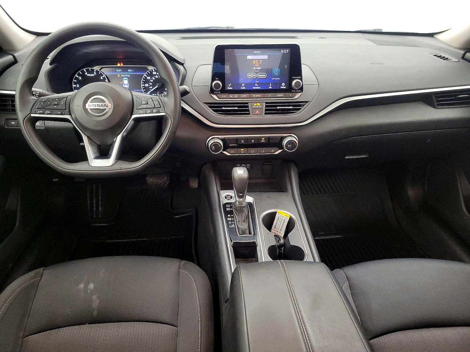 2022 Nissan Altima SV - Photo 10