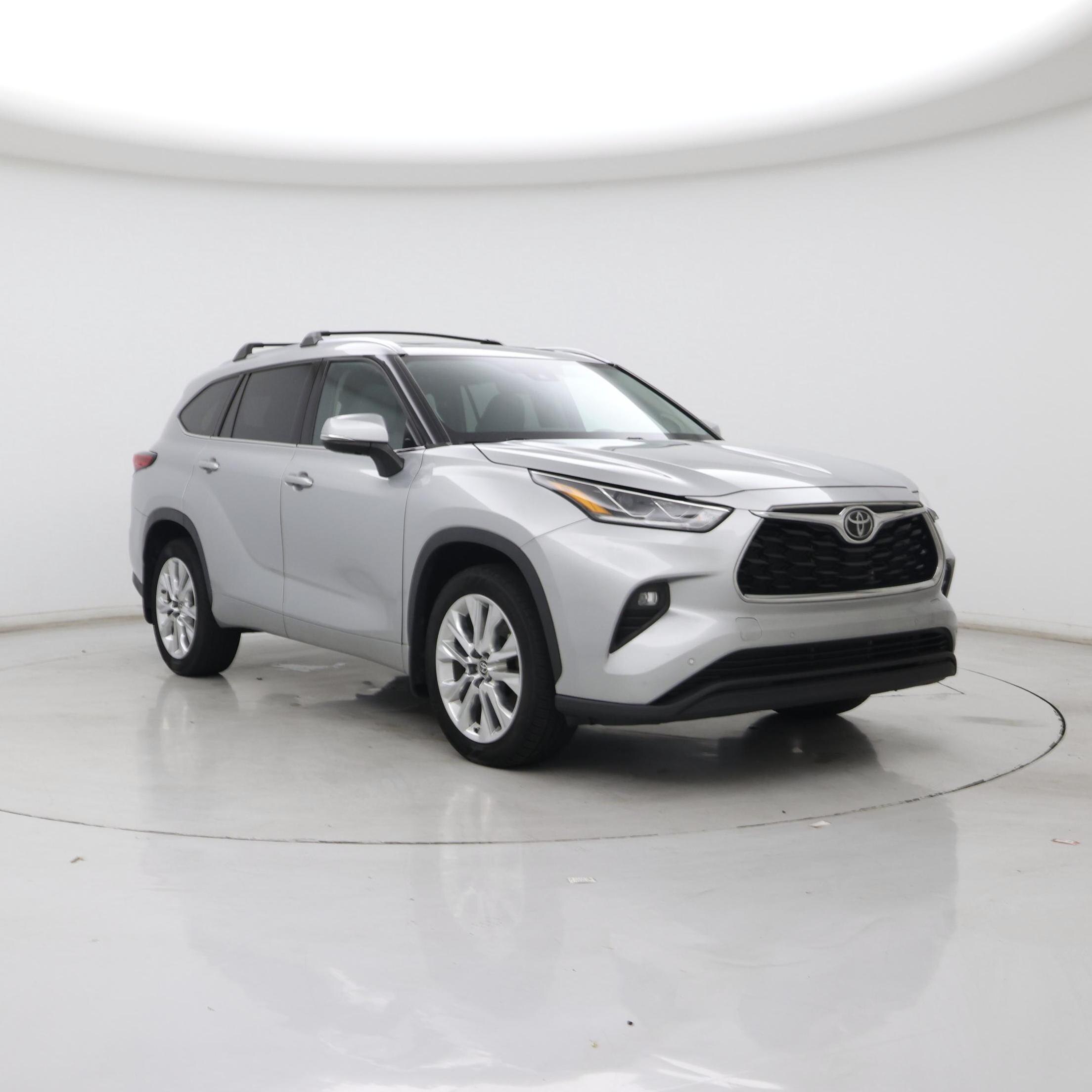 Silver 2023 Toyota Highlander SUV / Crossover All-Wheel Drive Automatic