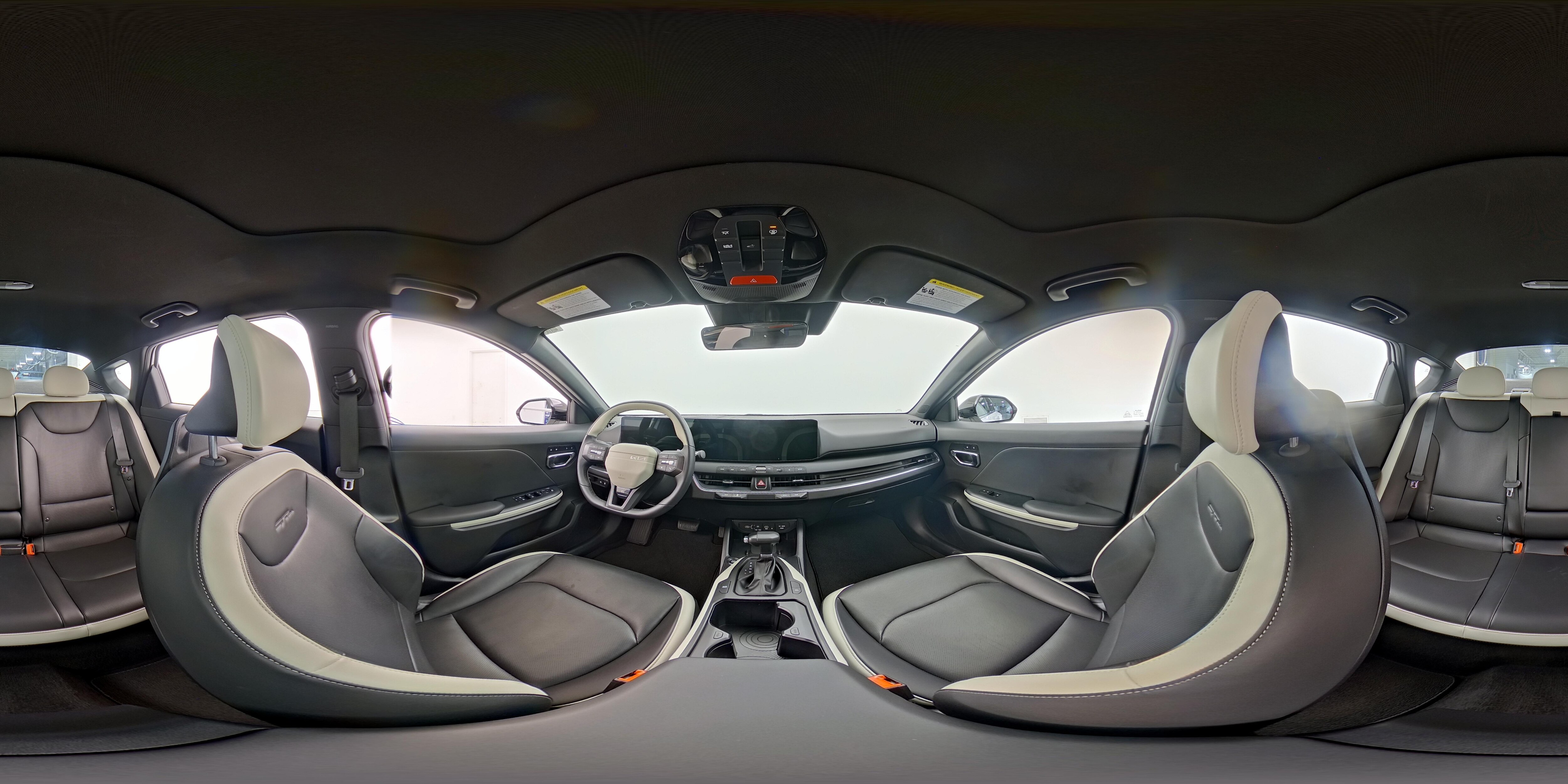 2025 Kia K4 GT-Line - Photo 28