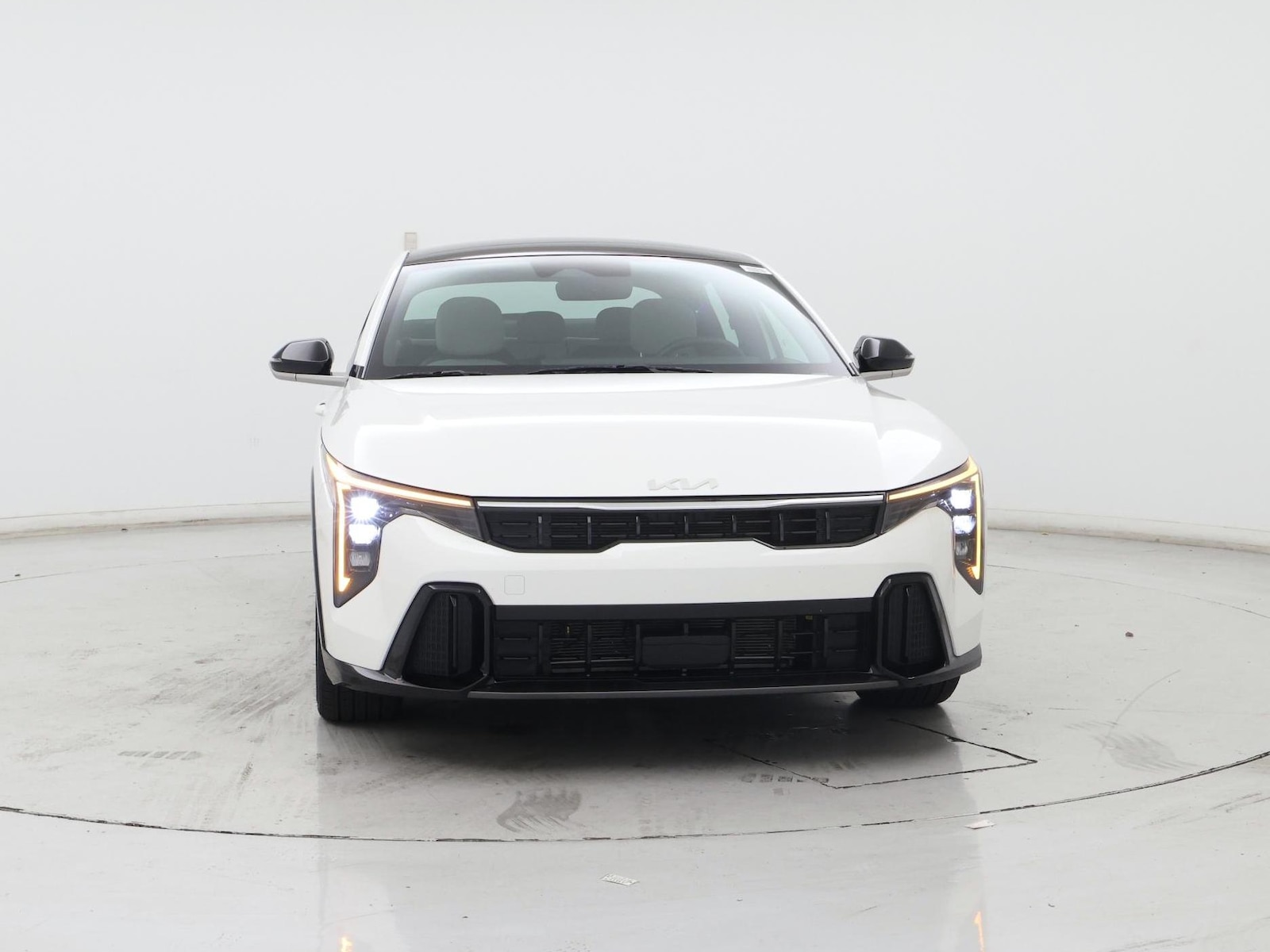 2025 Kia K4 GT-Line - Photo 6