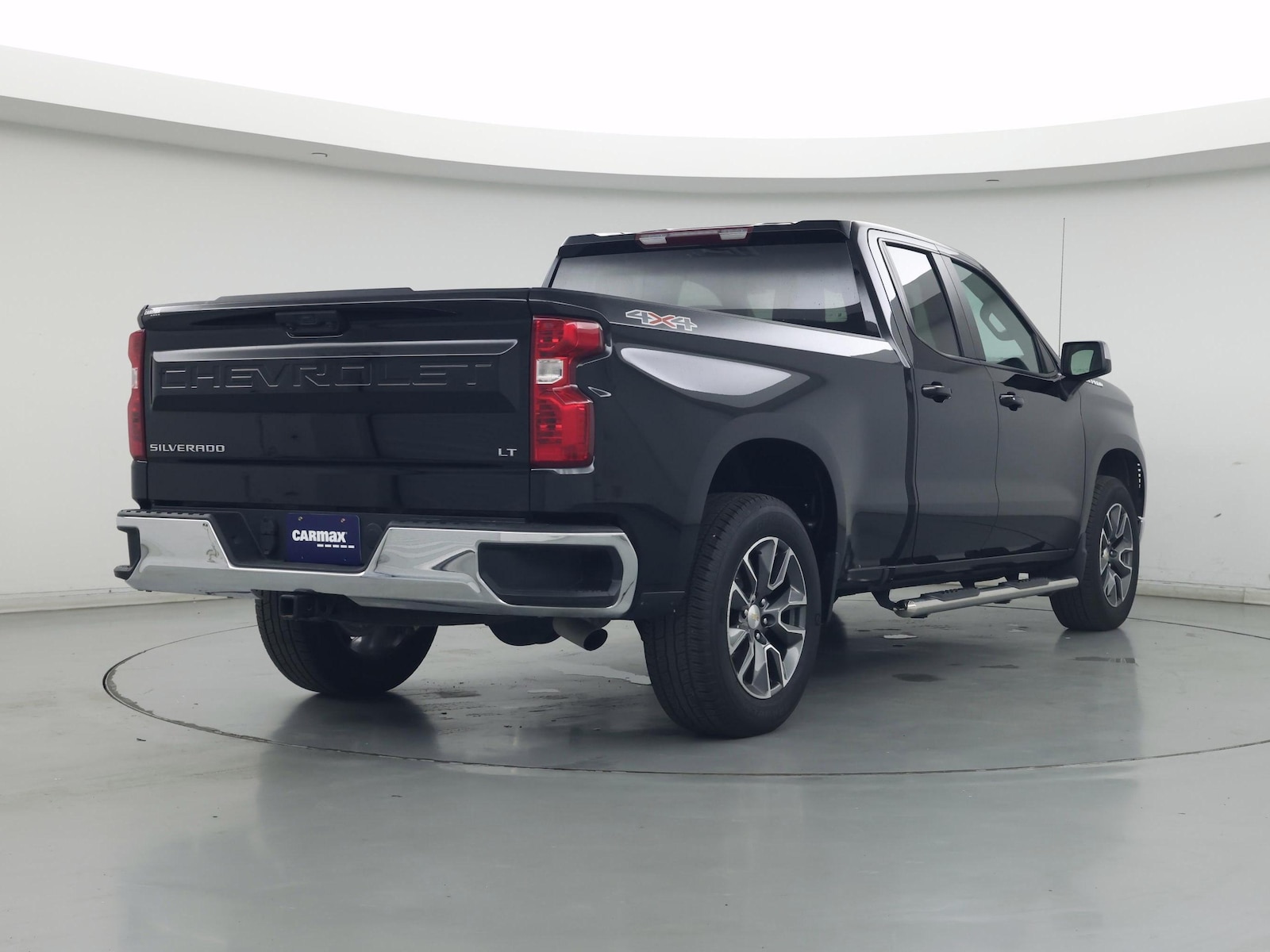 2024 Chevrolet Silverado 1500 LT - Photo 9