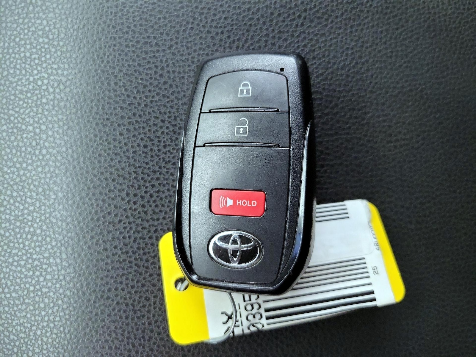 2025 Toyota 4Runner SR5 - Photo 22
