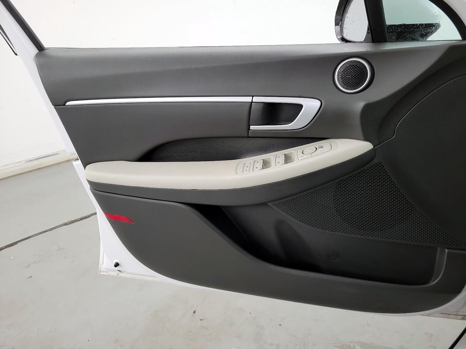 2025 Hyundai Sonata SEL - Photo 13