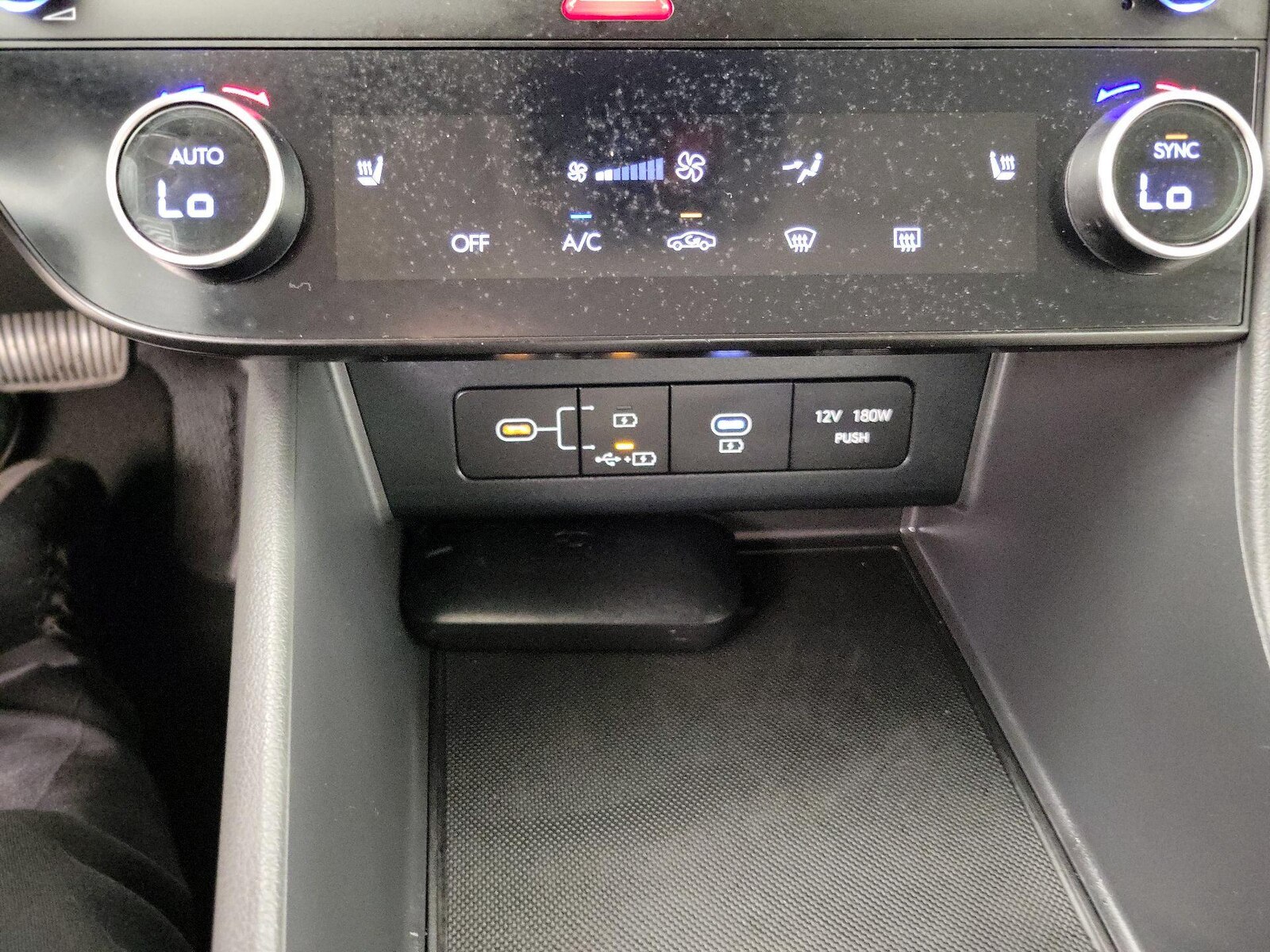 2025 Hyundai Sonata SEL - Photo 18