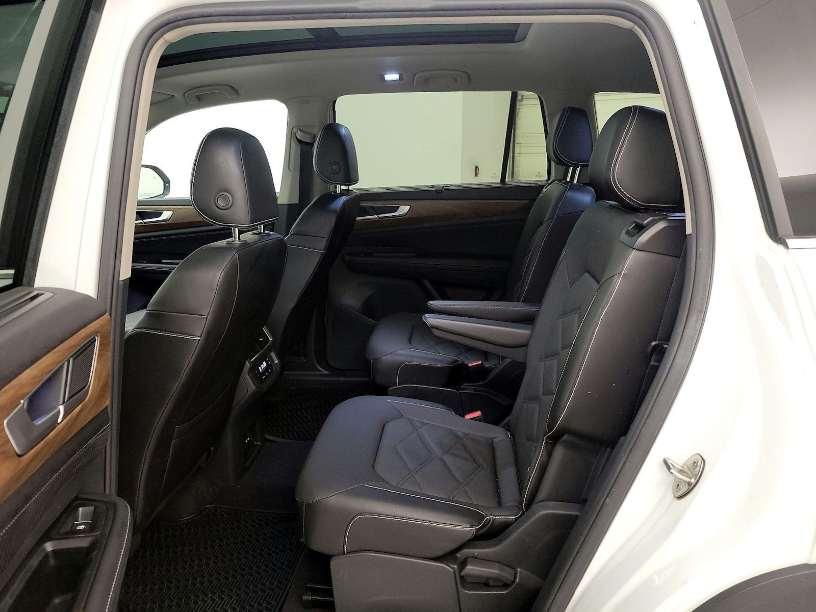 Rear Air Conditioning