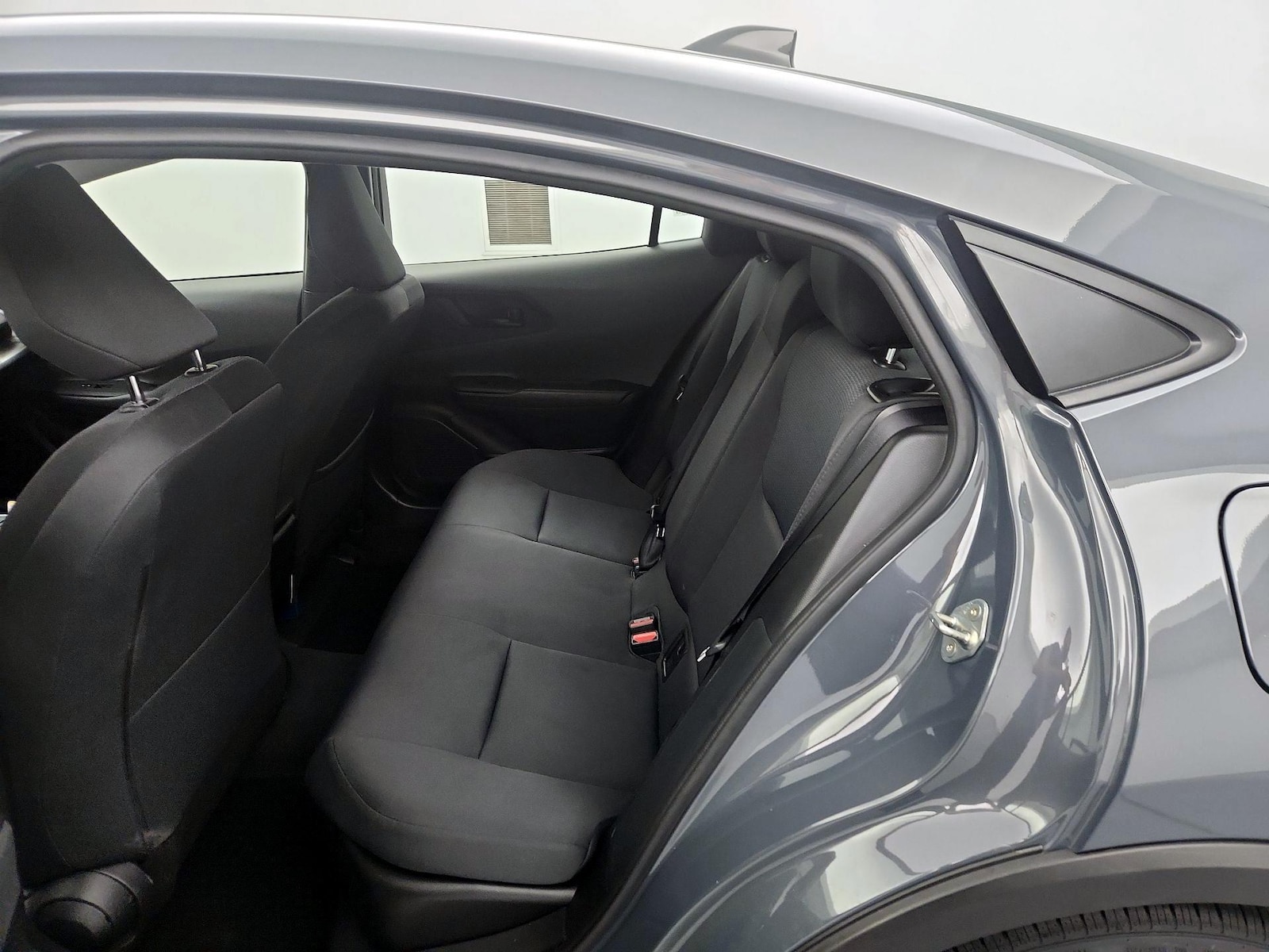 2025 Toyota Prius LE - Photo 20