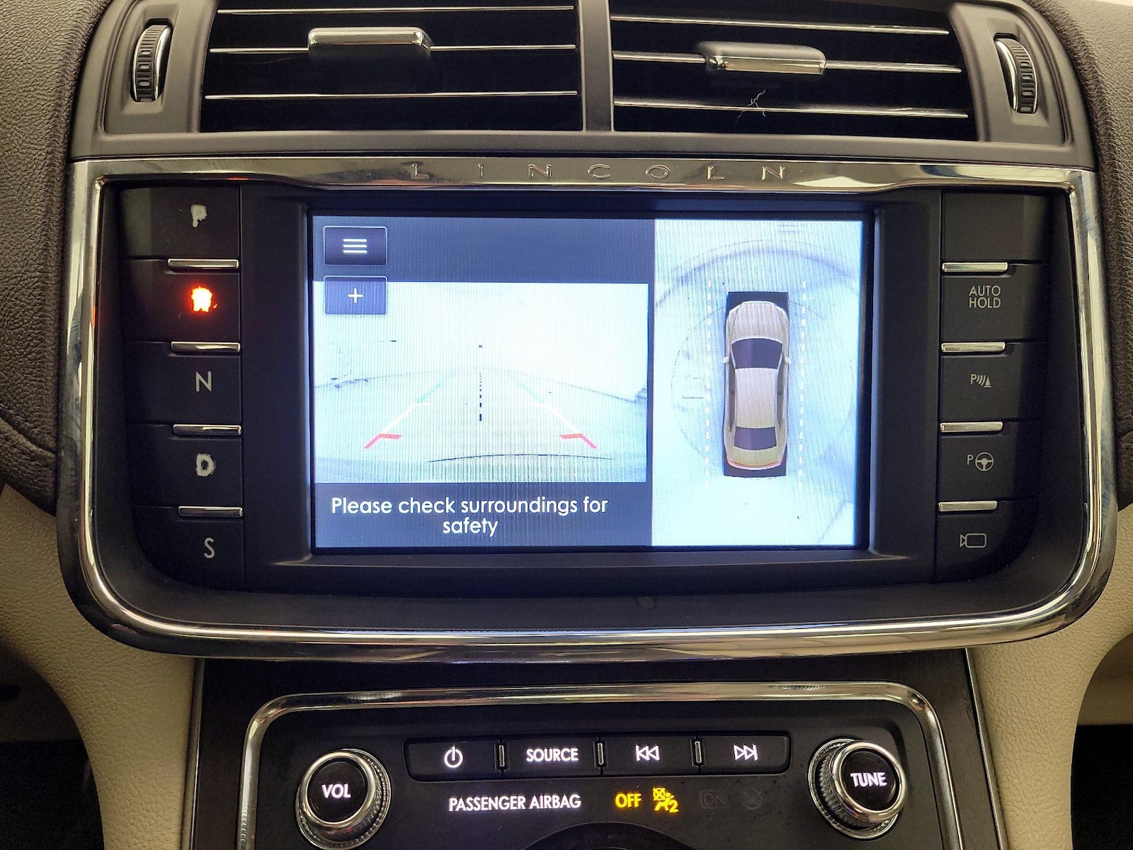 2020 Lincoln Continental Reserve - Photo 16