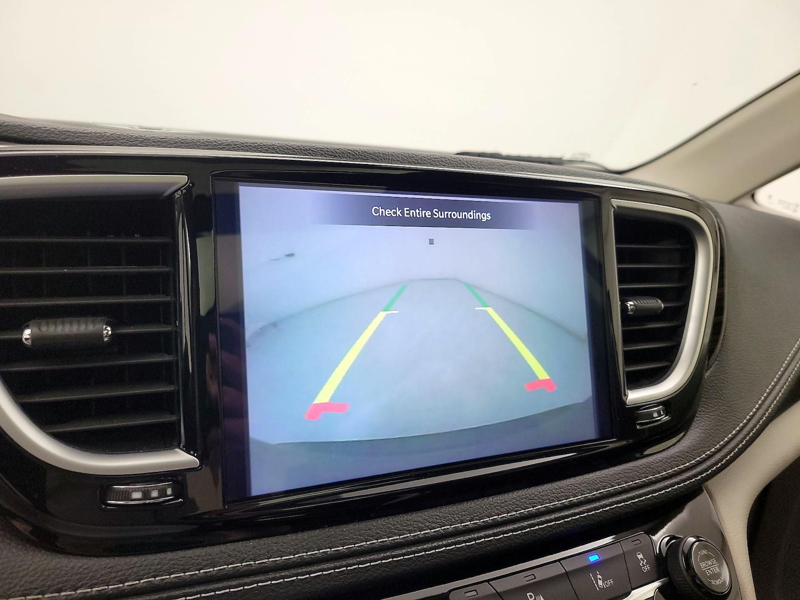 2023 Chrysler Pacifica Limited - Photo 16