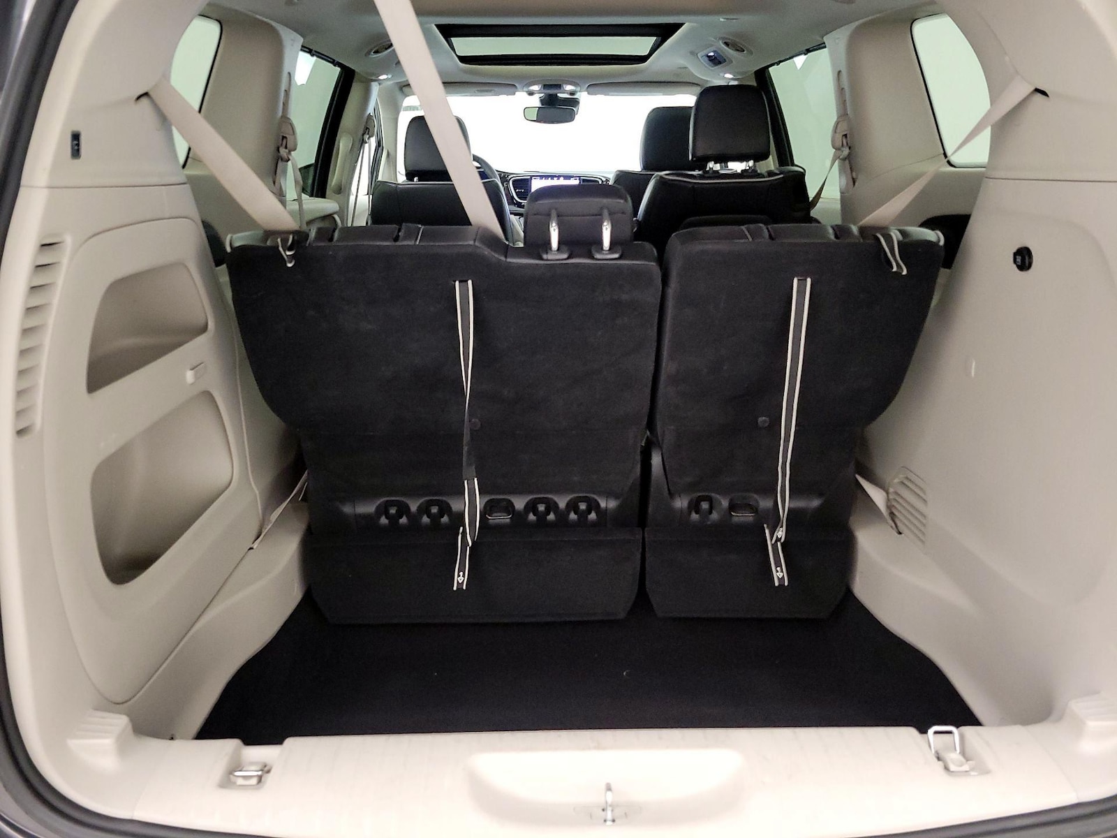 2023 Chrysler Pacifica Limited - Photo 22