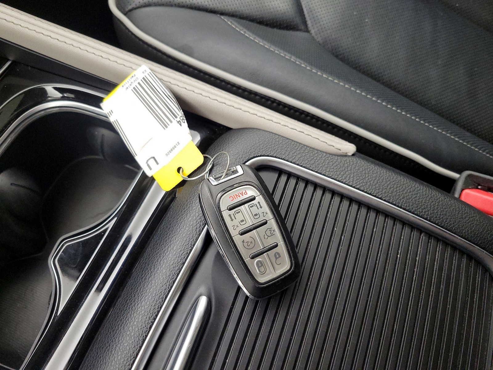 2023 Chrysler Pacifica Limited - Photo 24