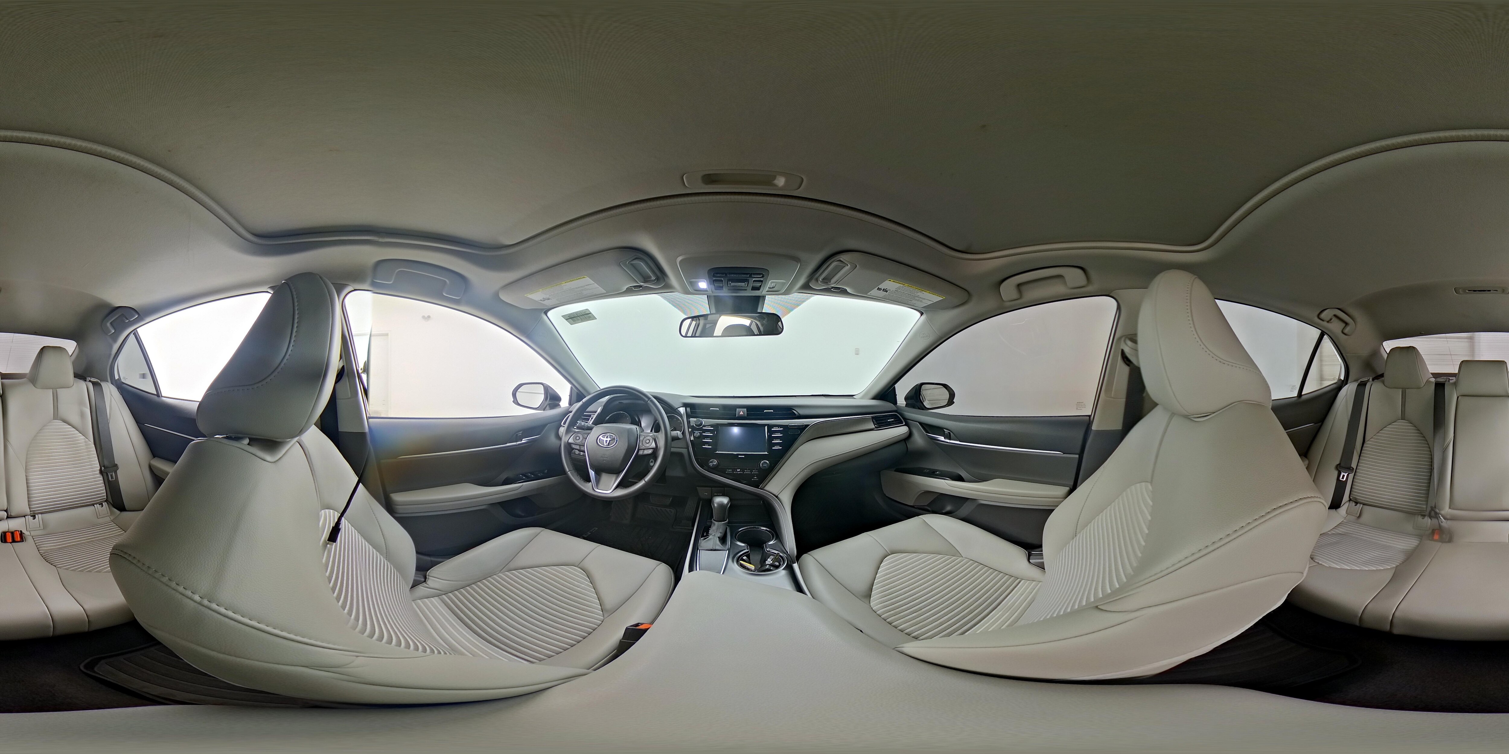 2020 Toyota Camry SE - Photo 24