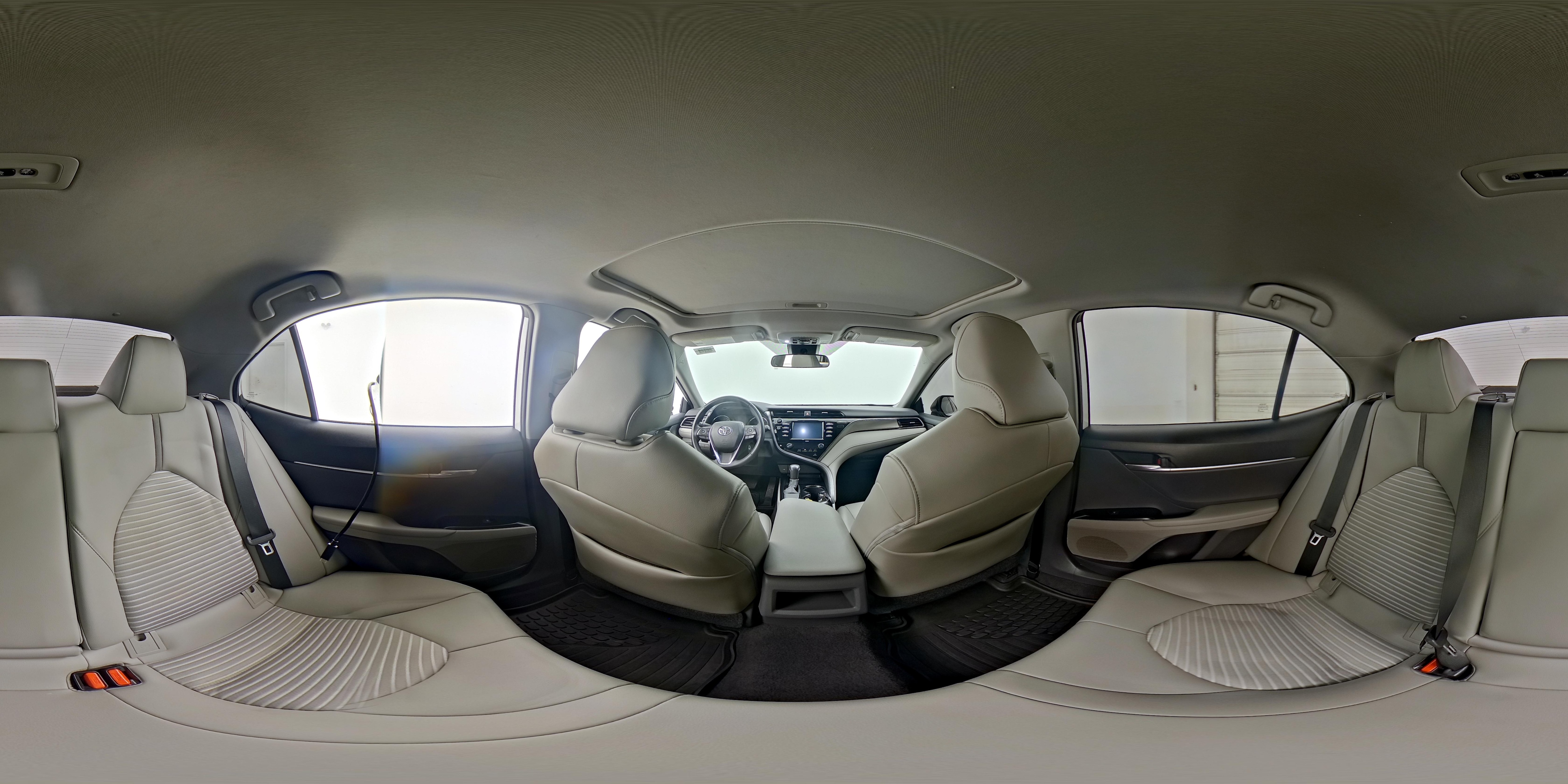 2020 Toyota Camry SE - Photo 25