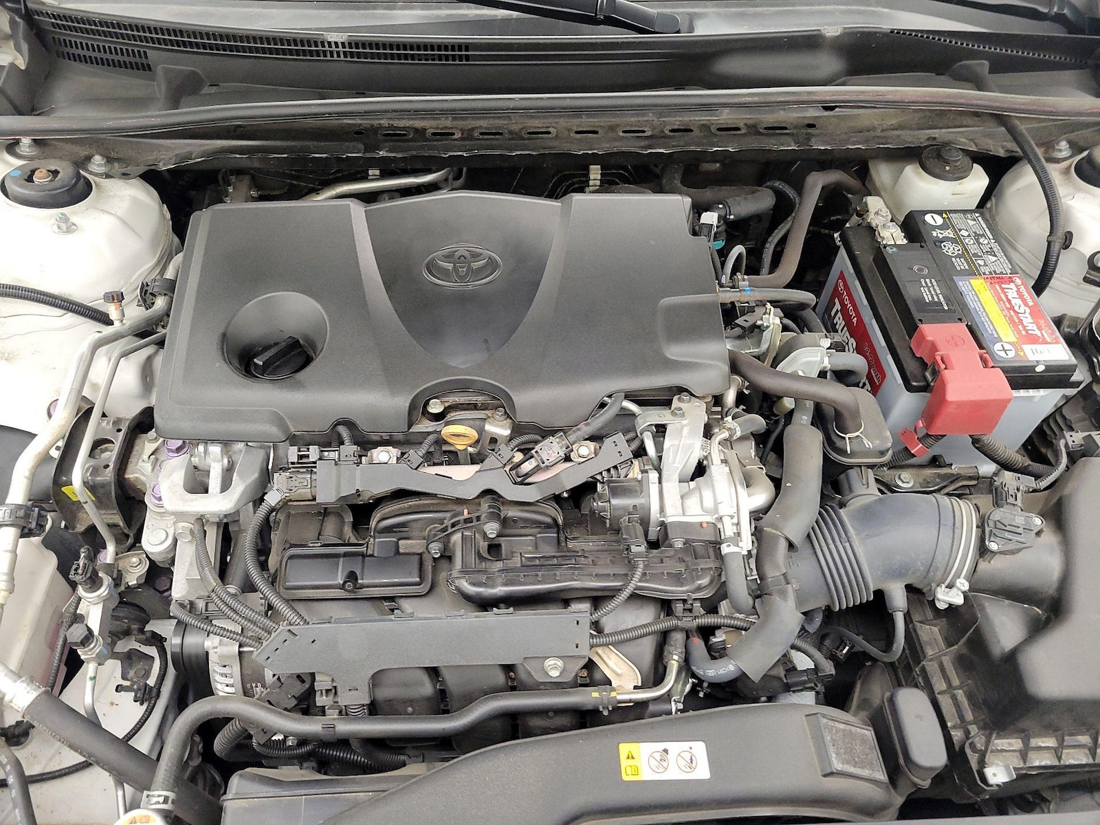 2020 Toyota Camry SE - Photo 22