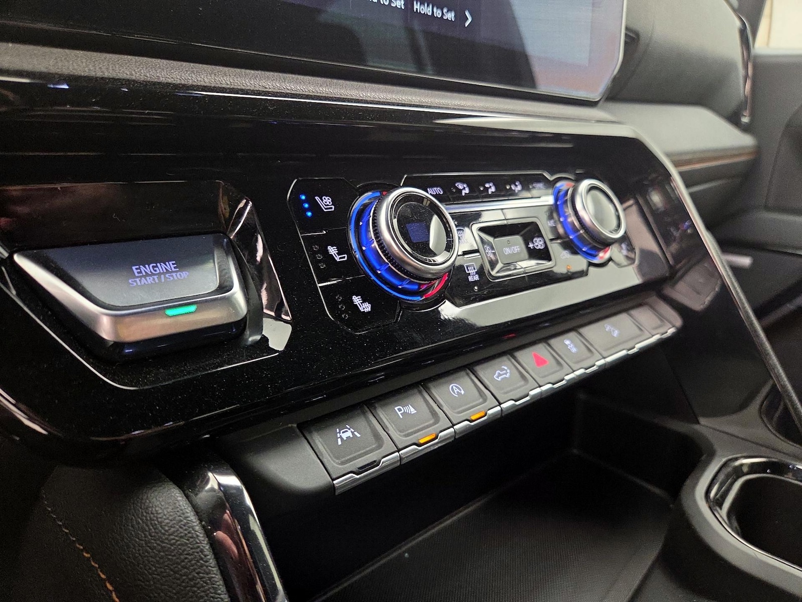 2023 GMC Sierra 1500 AT4 - Photo 17