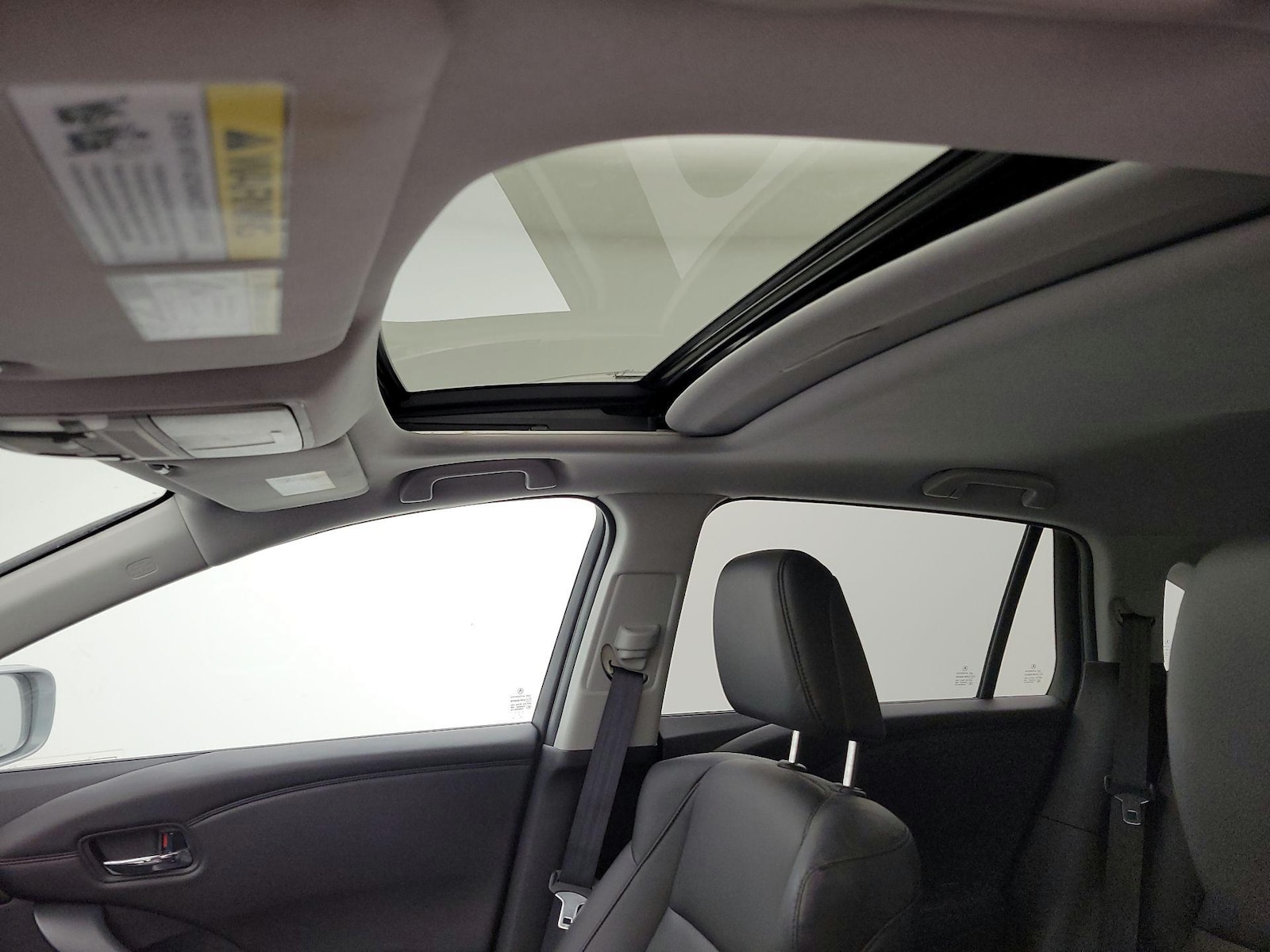 Sunroof(s) & Overhead Airbags