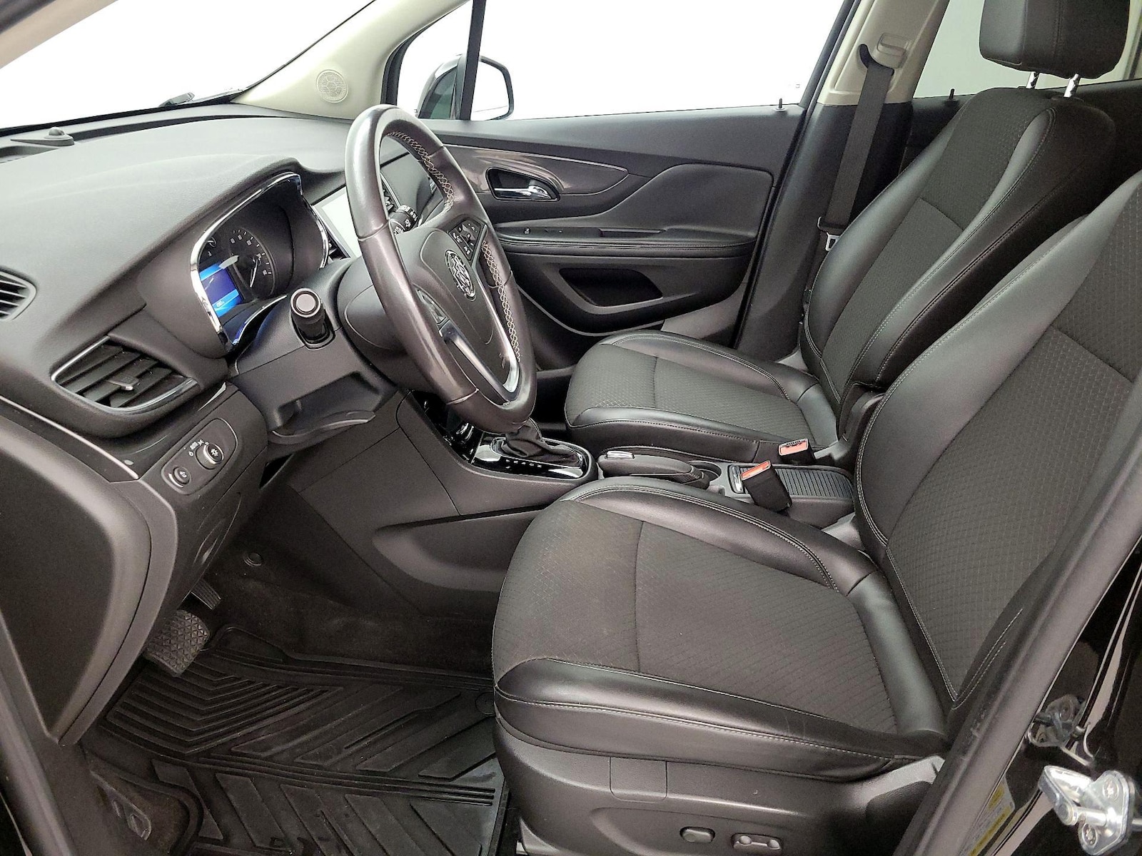 Power Seat(s) & Side Airbags