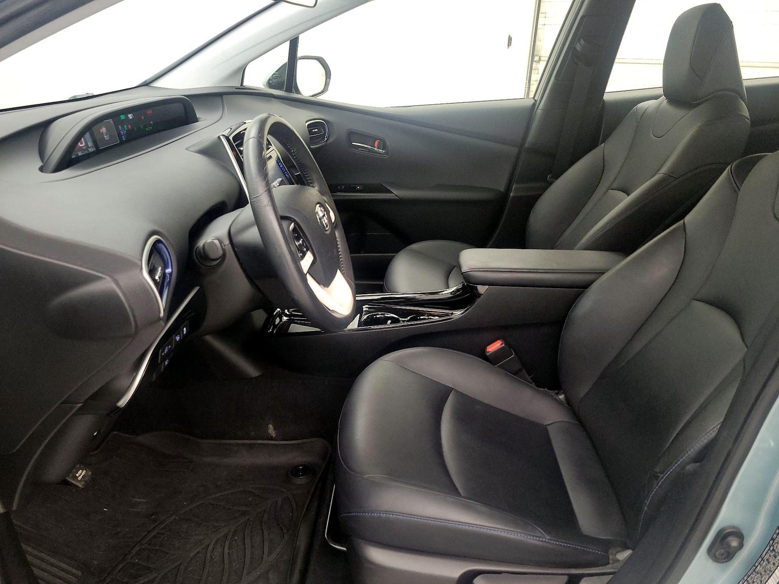 Leather Seats & Side Airbags