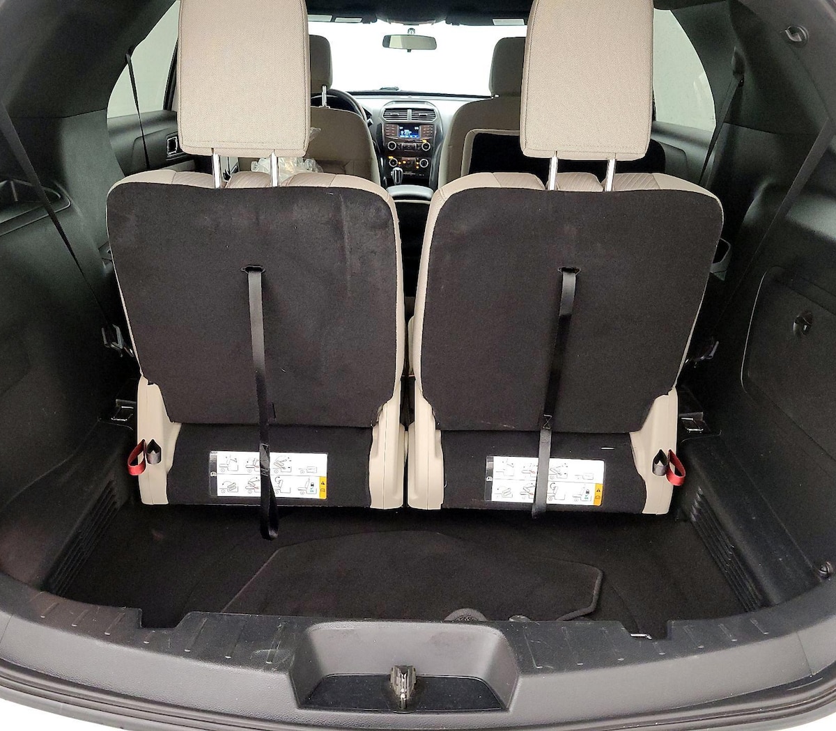 Trunk/Cargo (Seats Up)