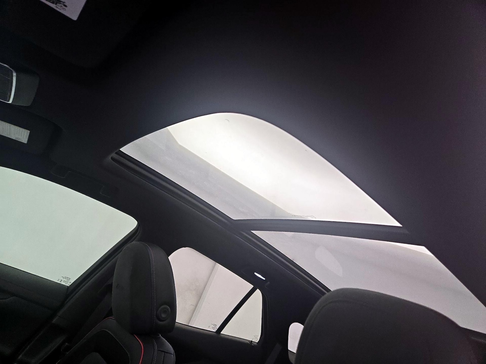 Panoramic Sunroof