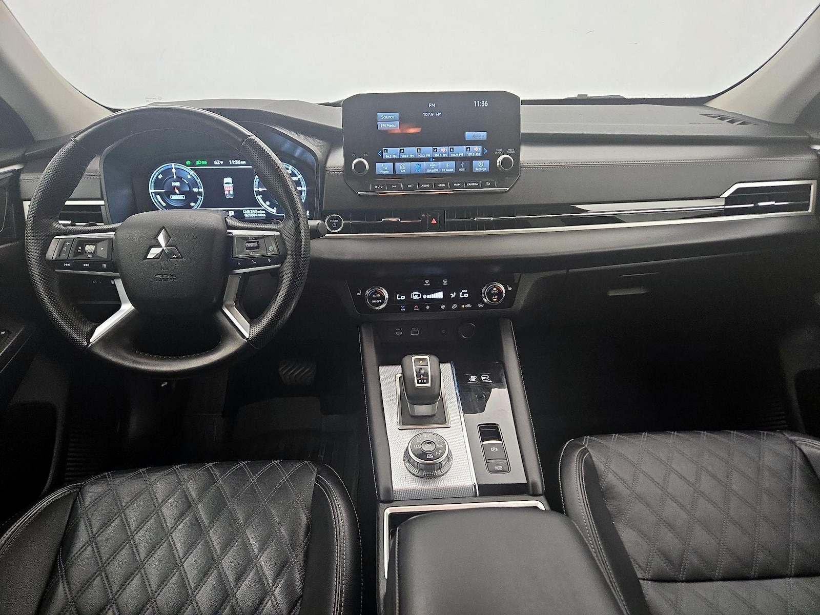 Apple CarPlay® & Android Auto™