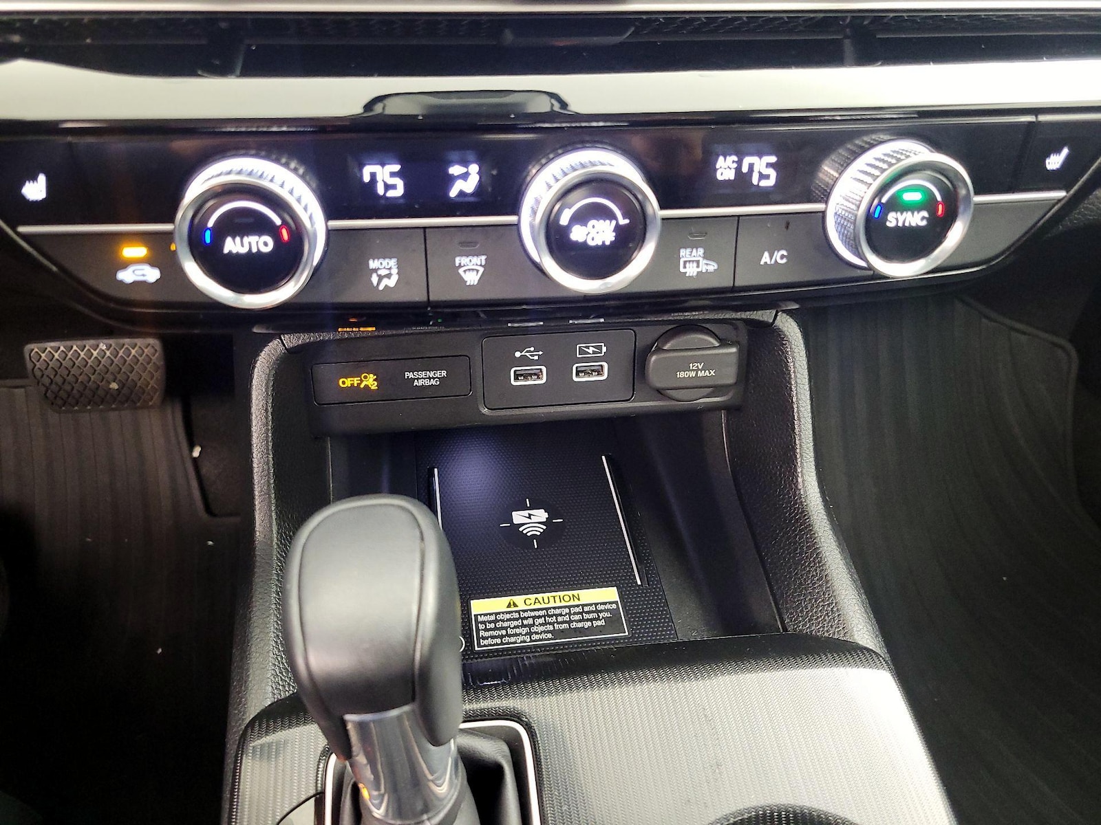 2024 Honda Civic Touring - Photo 17