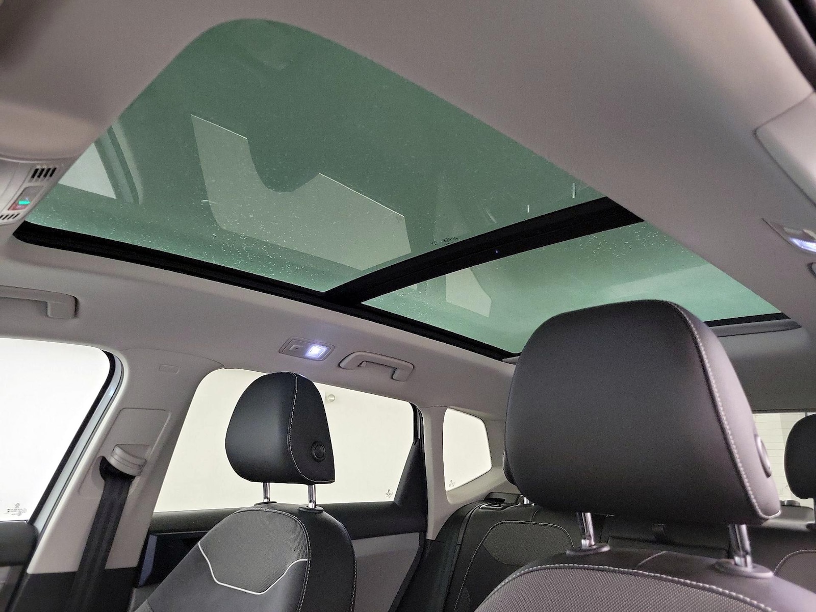 Panoramic Sunroof