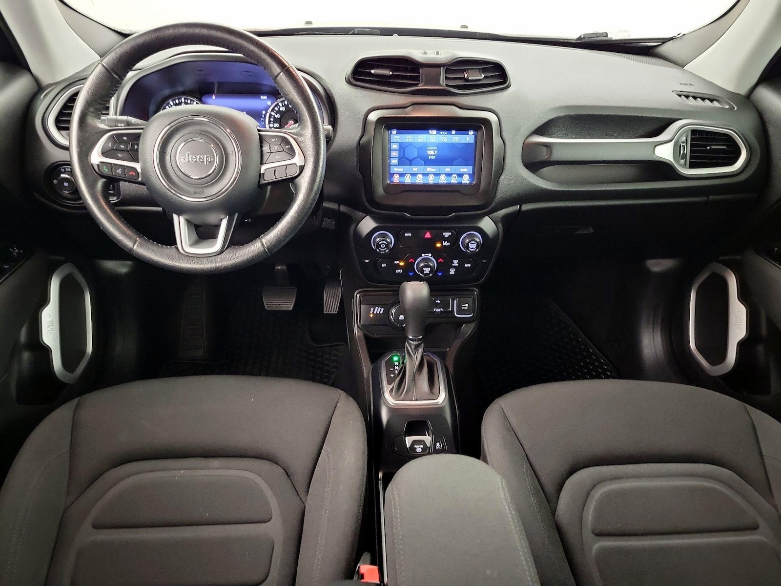 Apple CarPlay® & Android Auto™