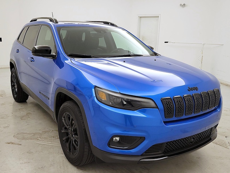 2023 Jeep Cherokee Altitude Lux