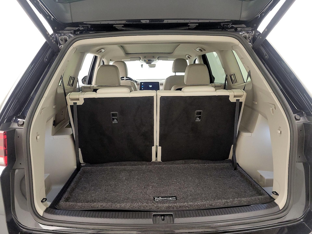 Trunk/Cargo (Seats Up)