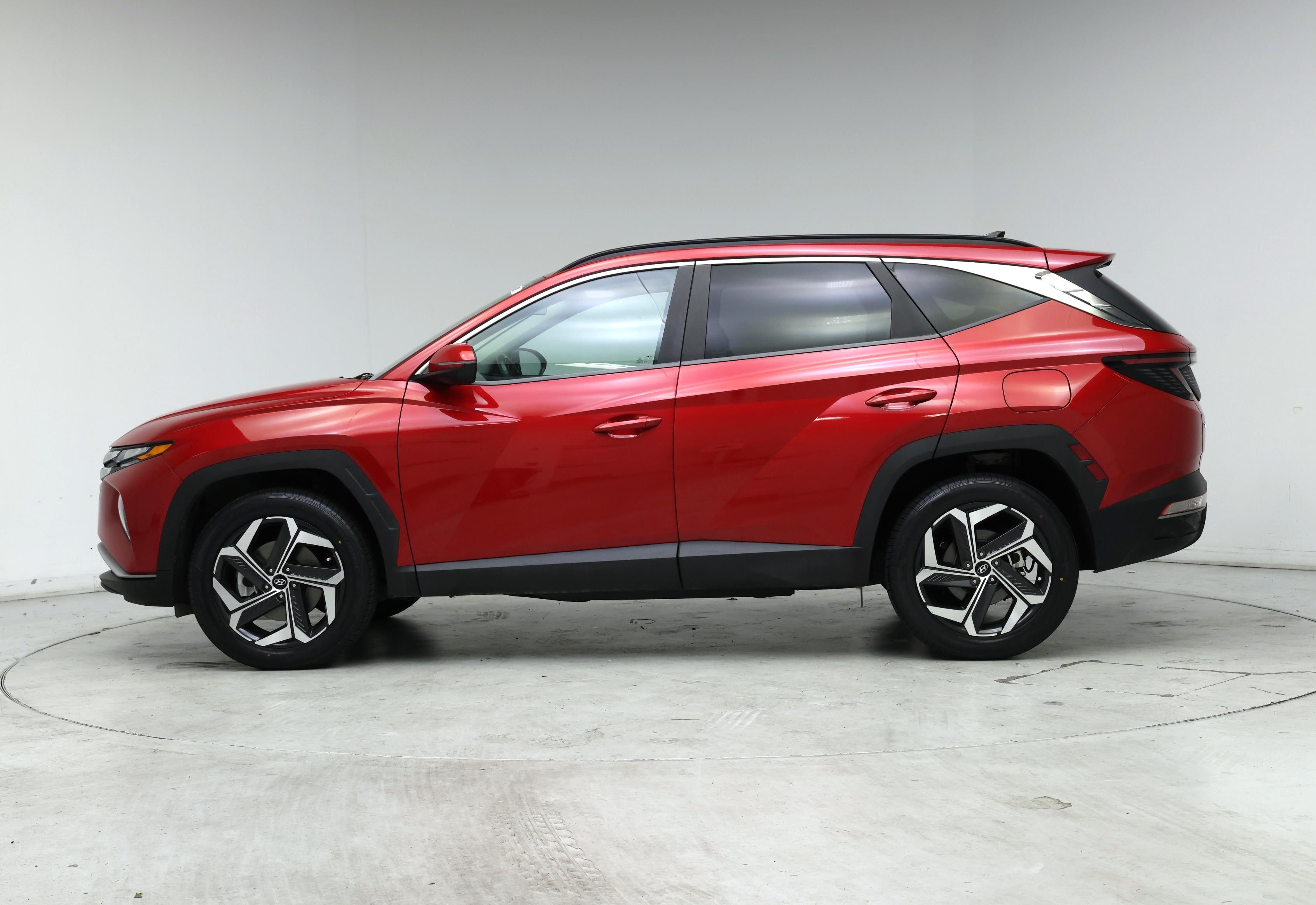 Thumbnail: 2022 Hyundai Tucson - 3