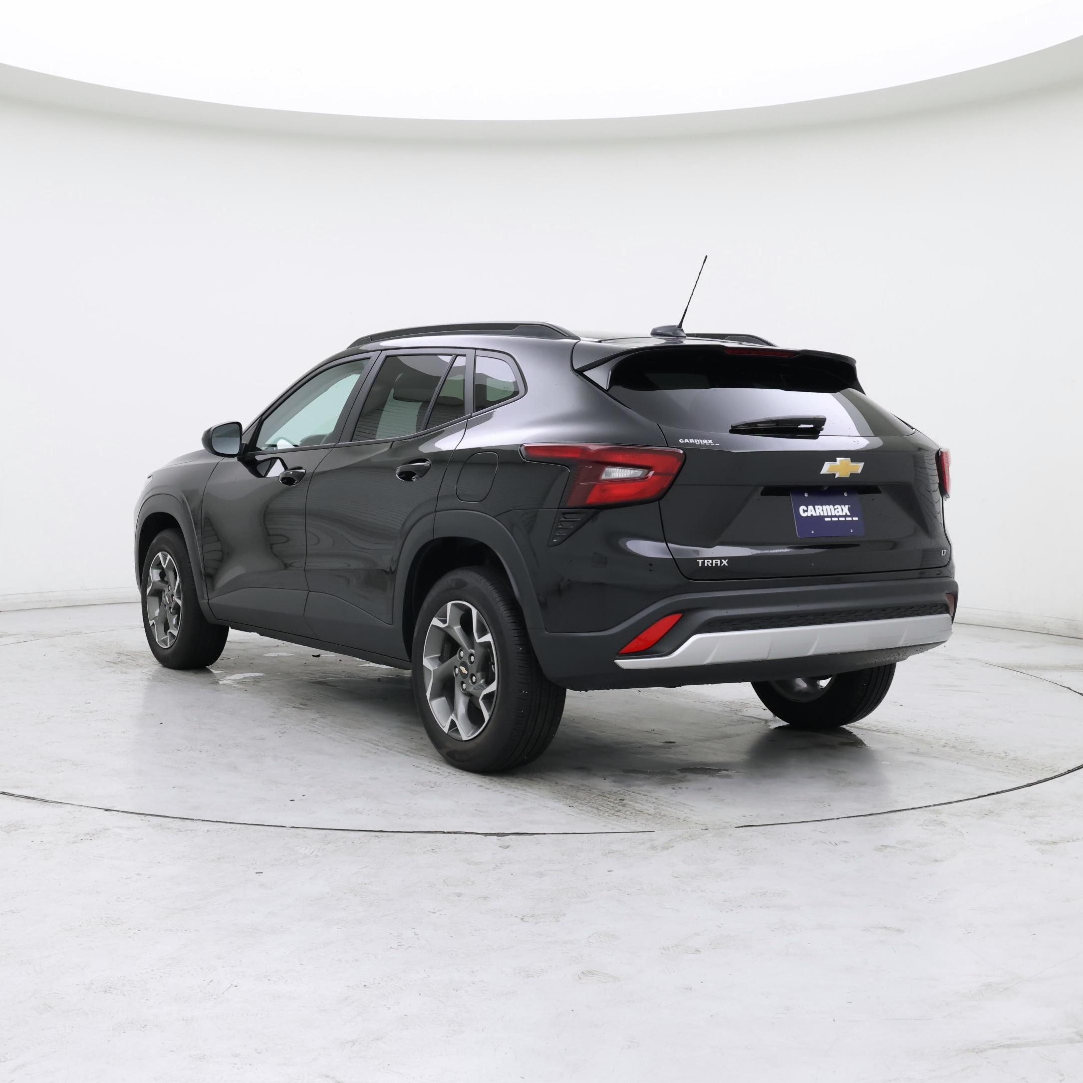 Thumbnail: 2025 Chevrolet Trax - 2