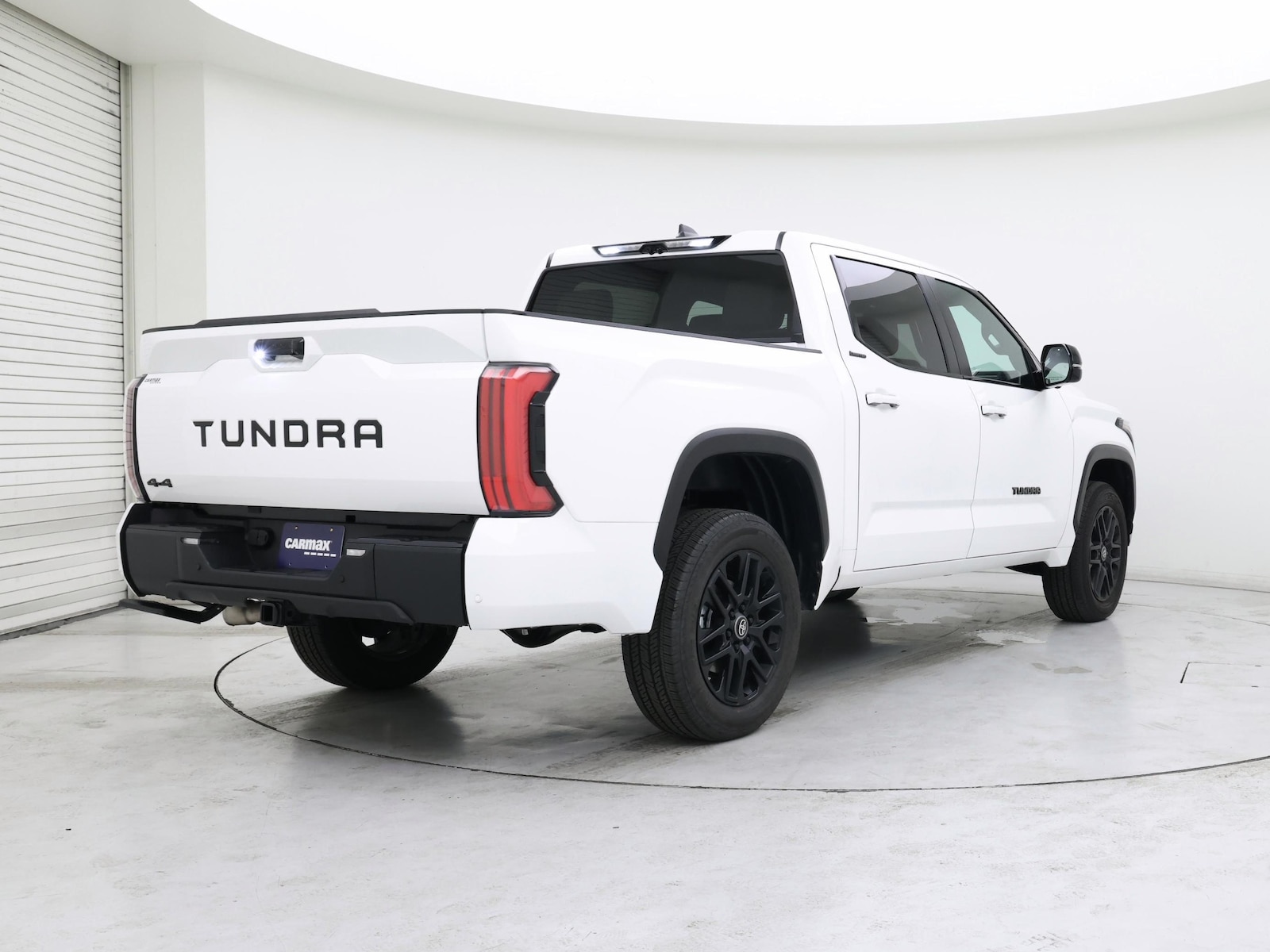 2026 Toyota Tundra Limited - Photo 9