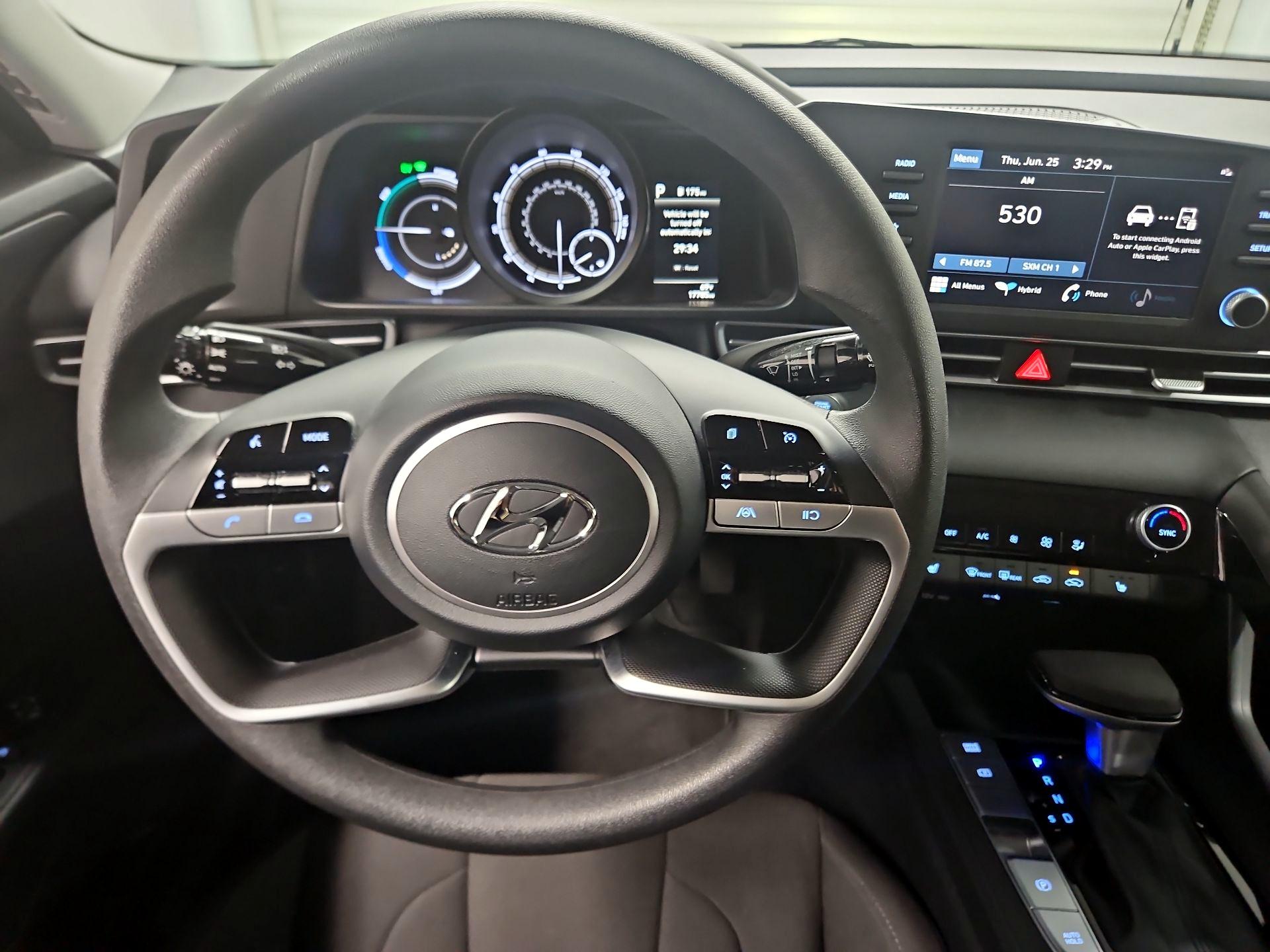 Thumbnail: 2023 Hyundai Elantra - 10