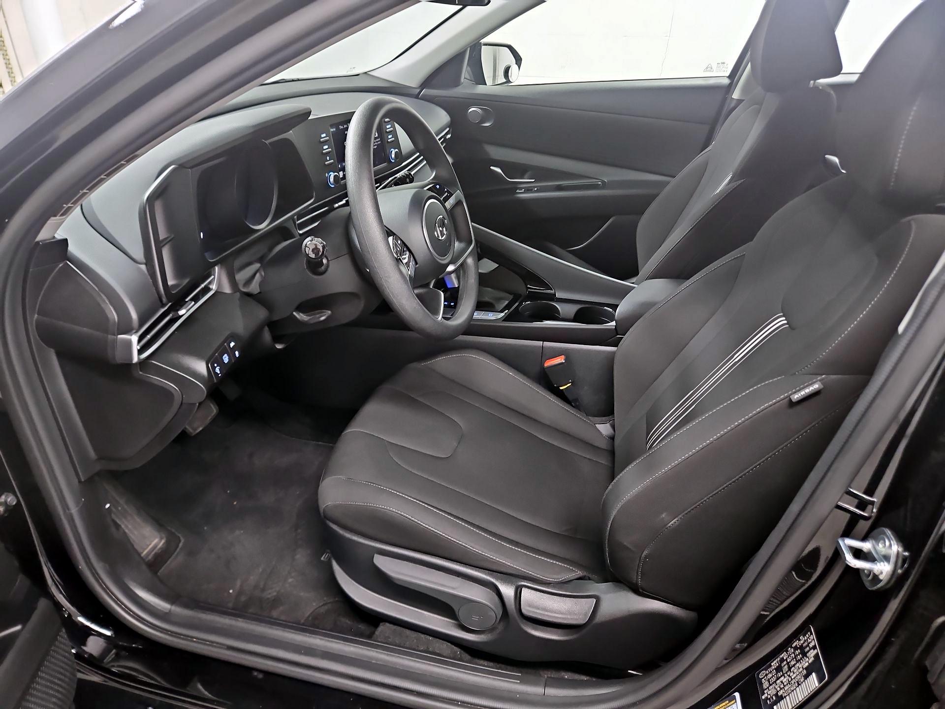 Thumbnail: 2023 Hyundai Elantra - 11