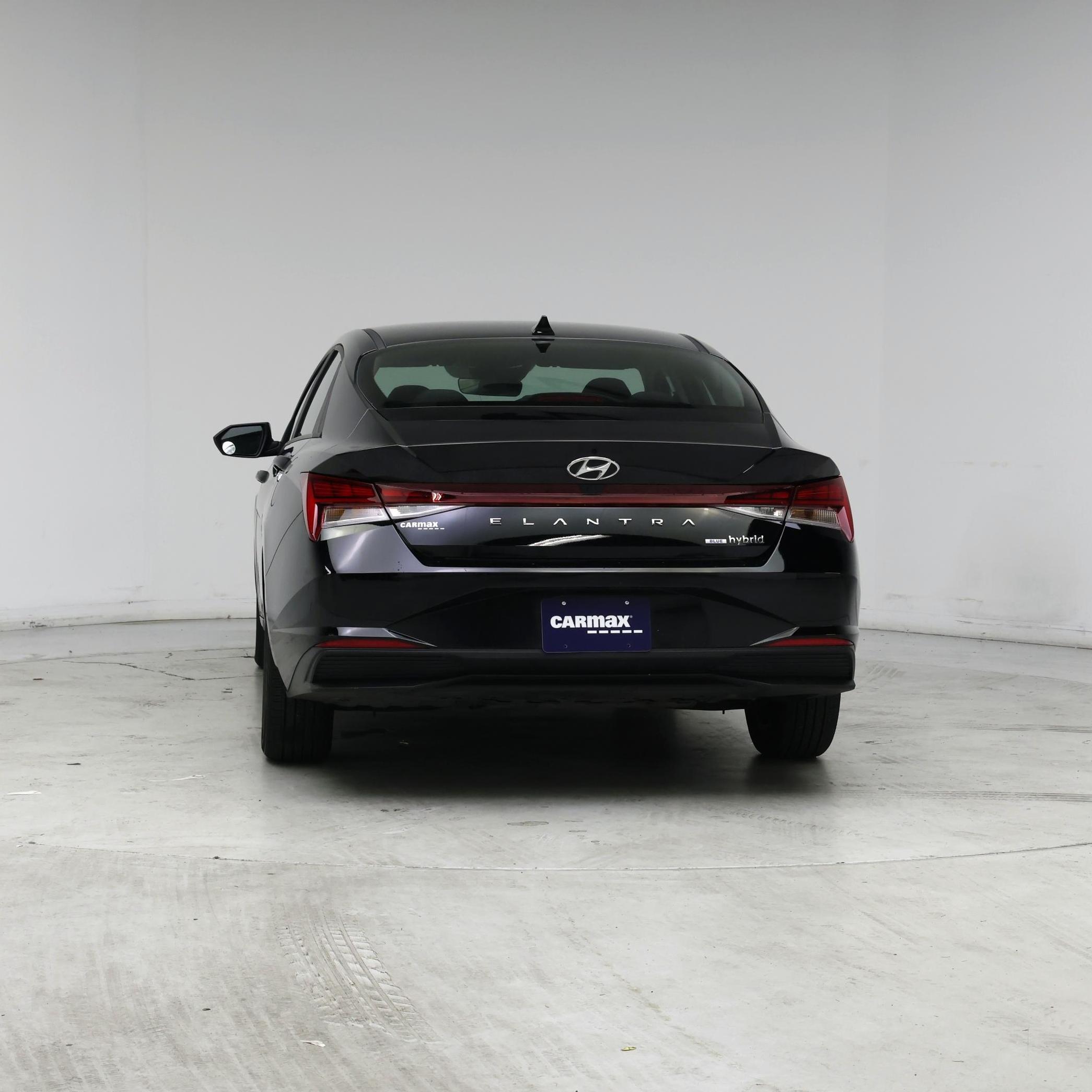 Thumbnail: 2023 Hyundai Elantra - 6