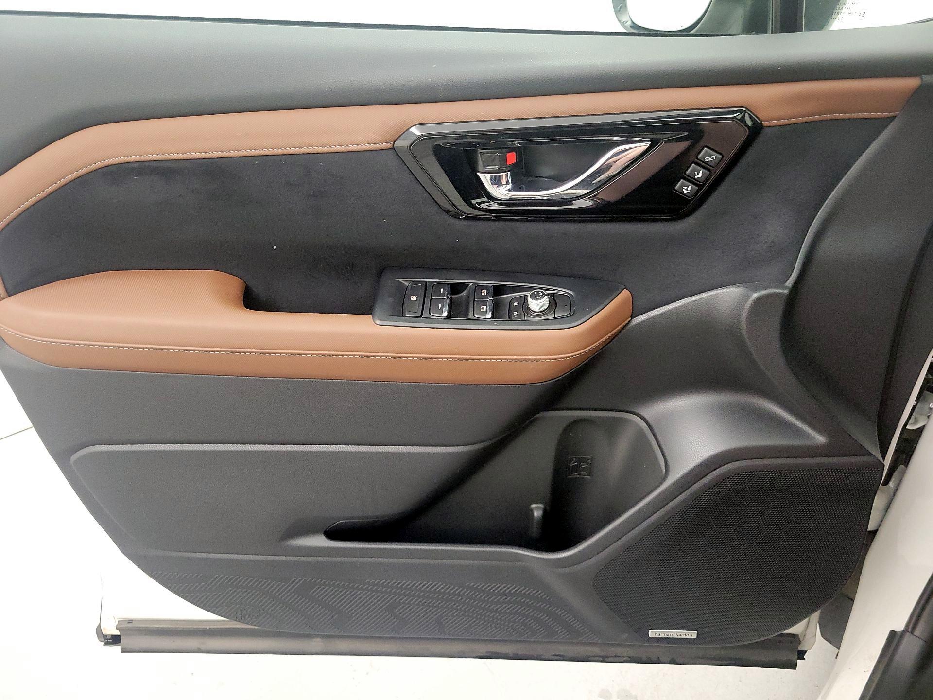 Thumbnail: 2025 Subaru Forester - 12