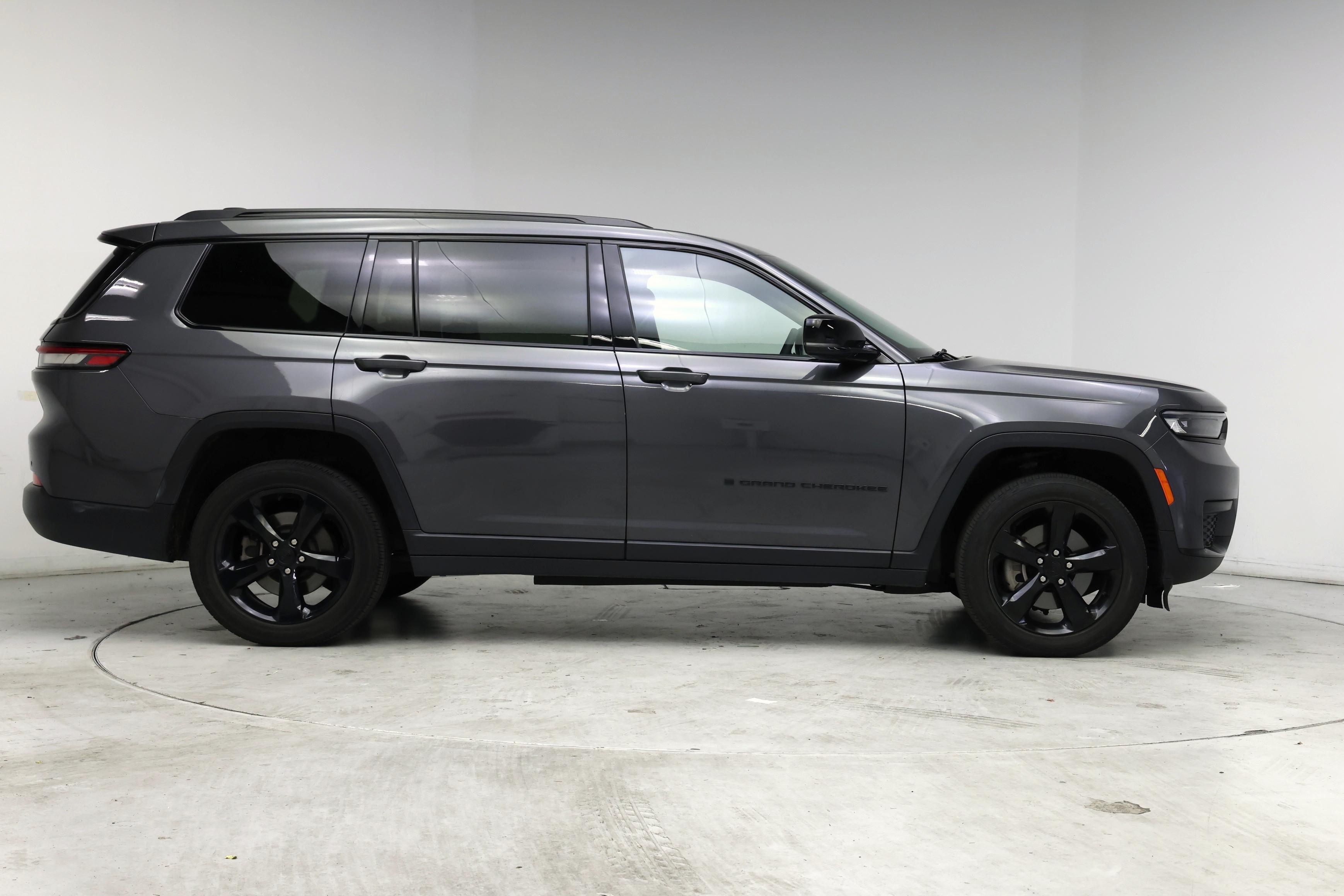 Thumbnail: 2023 Jeep Grand Cherokee L - 7