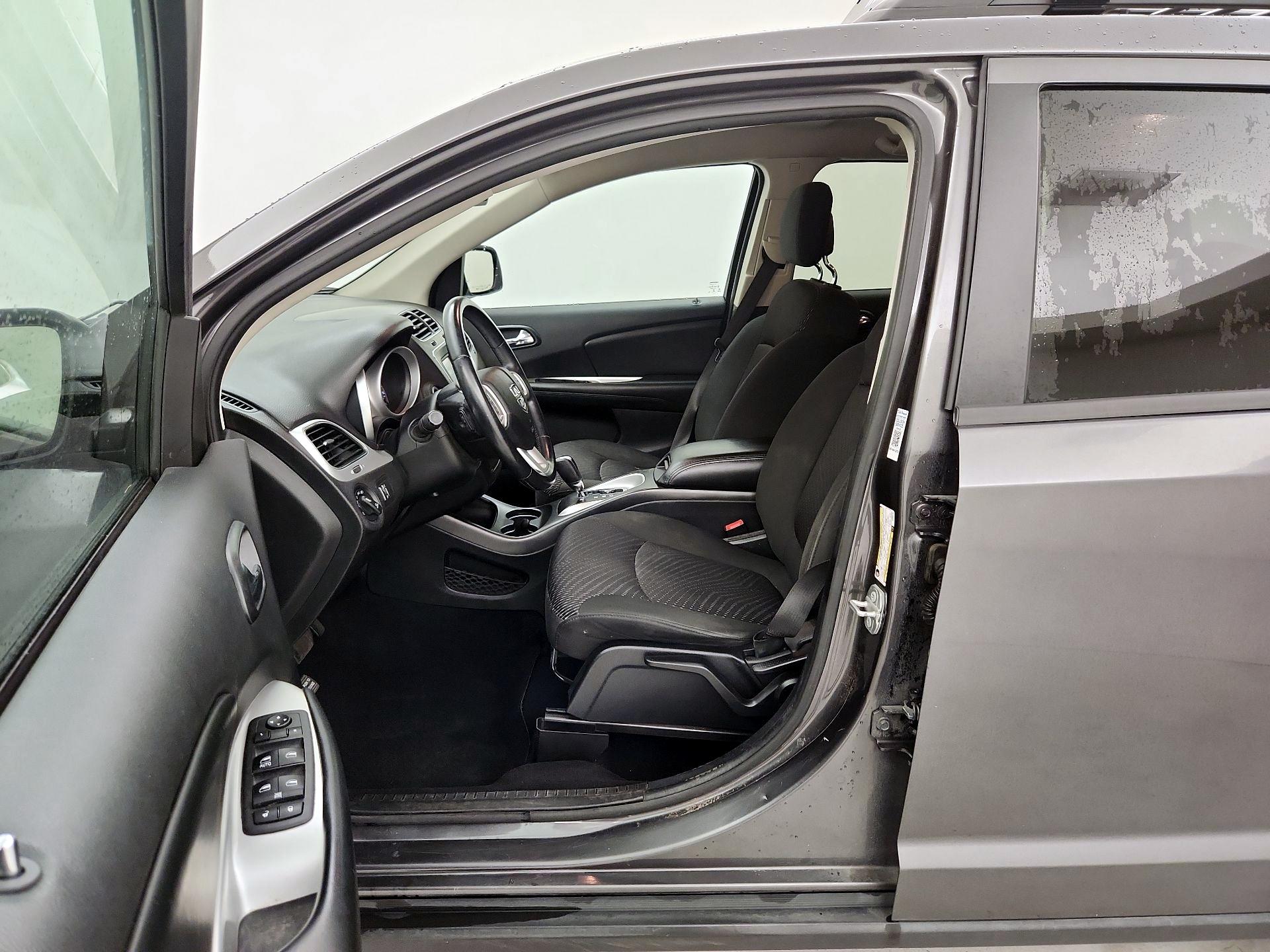 Thumbnail: 2018 Dodge Journey - 11