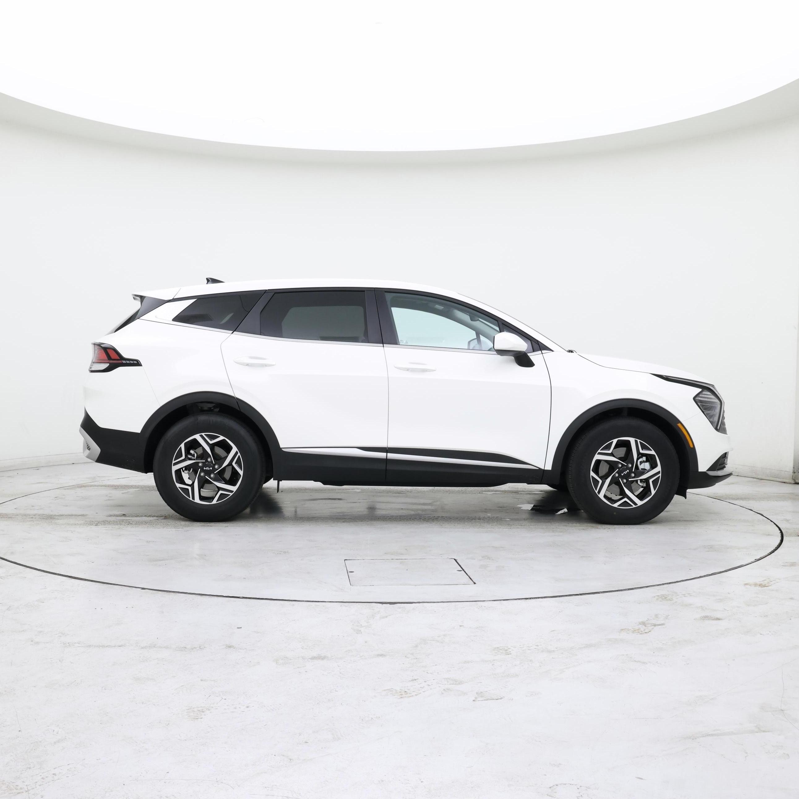 Thumbnail: 2025 Kia Sportage - 7
