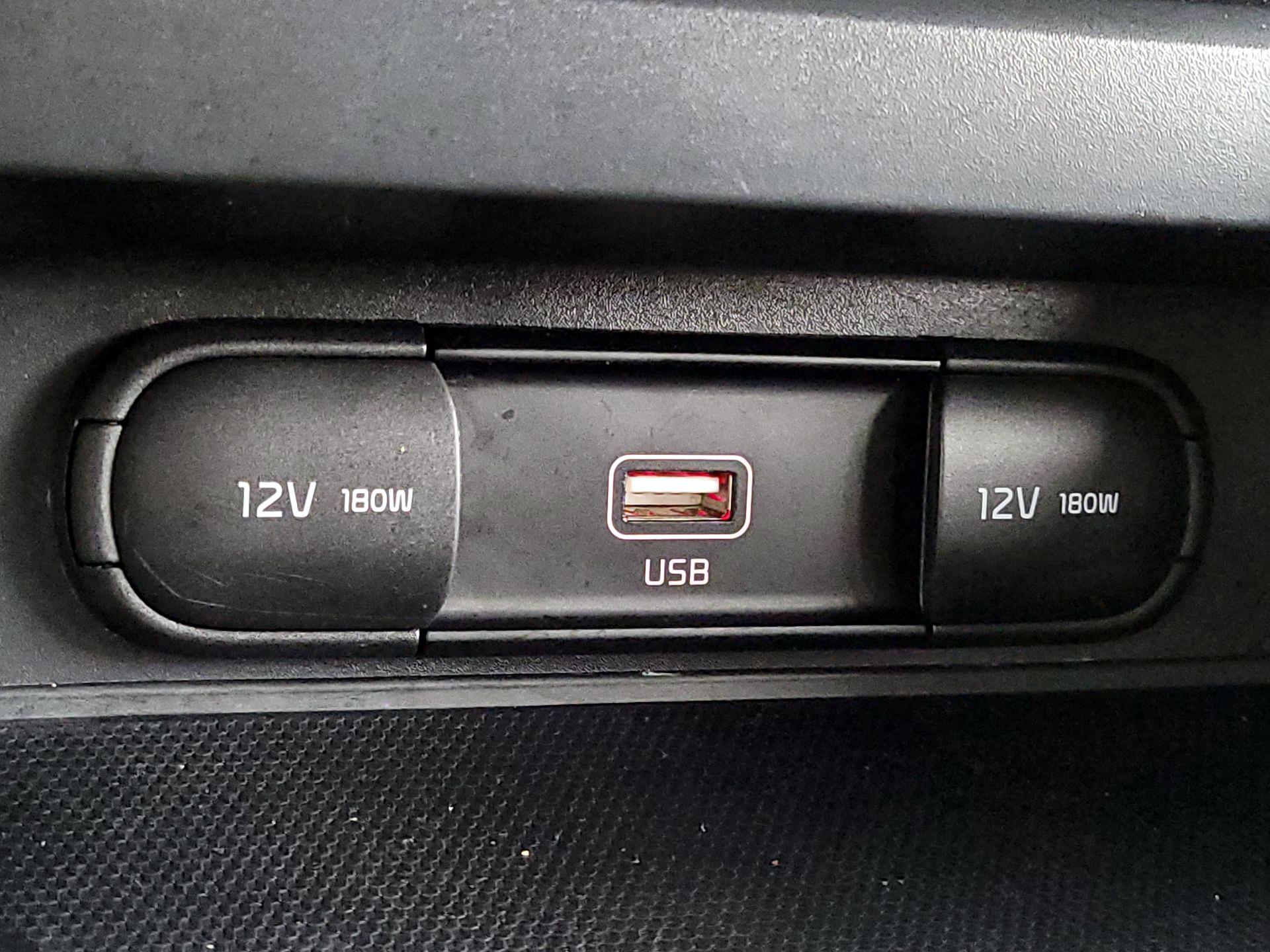 Thumbnail: 2020 Kia Soul - 18