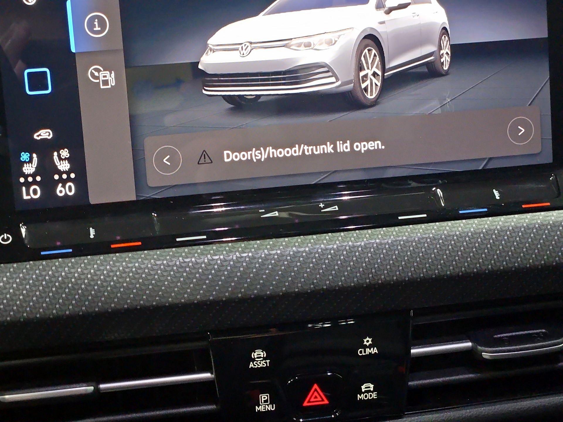 Thumbnail: 2024 Volkswagen Golf - 17