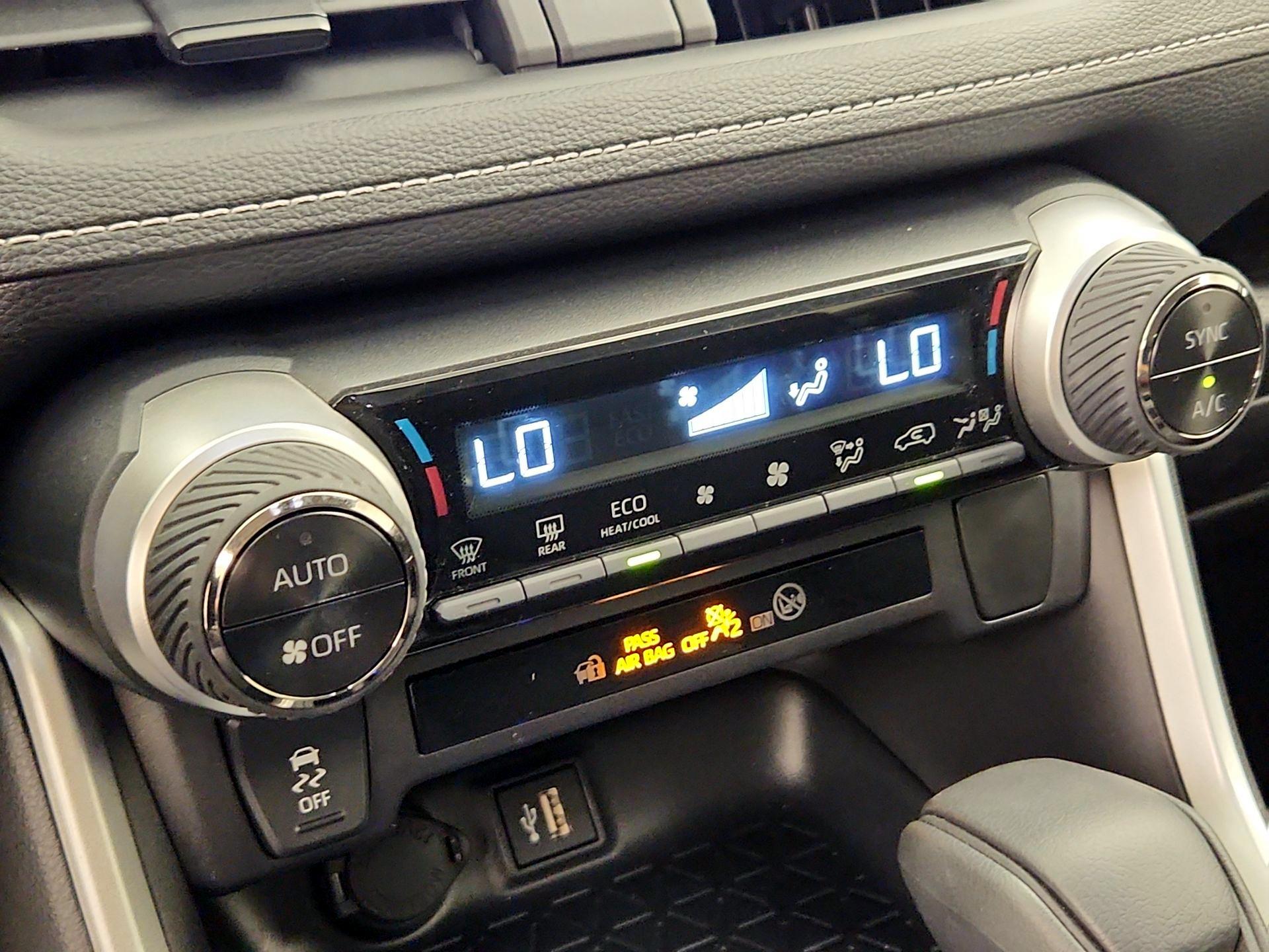 Thumbnail: 2025 Toyota RAV4 - 16