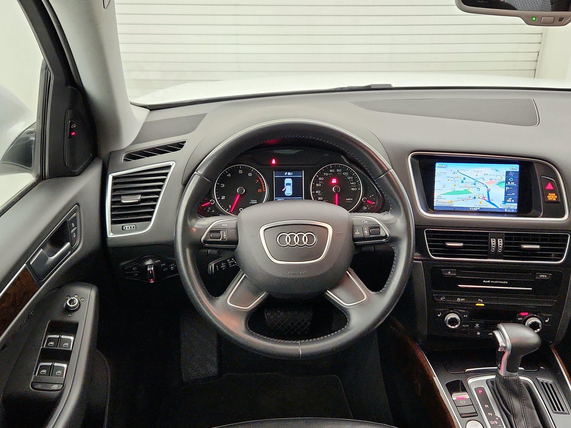 Thumbnail: 2015 Audi Q5 - 10