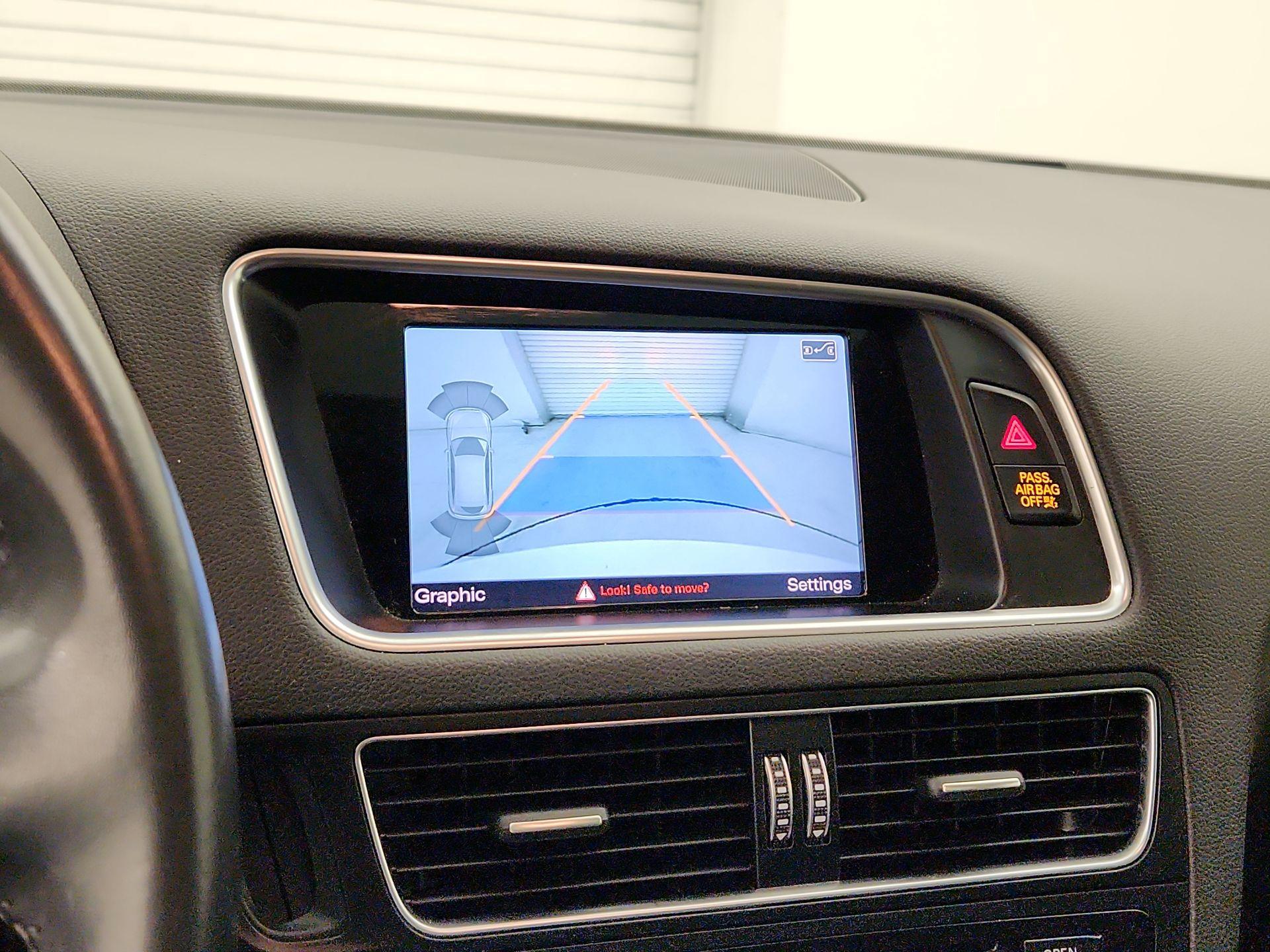 Thumbnail: 2015 Audi Q5 - 15