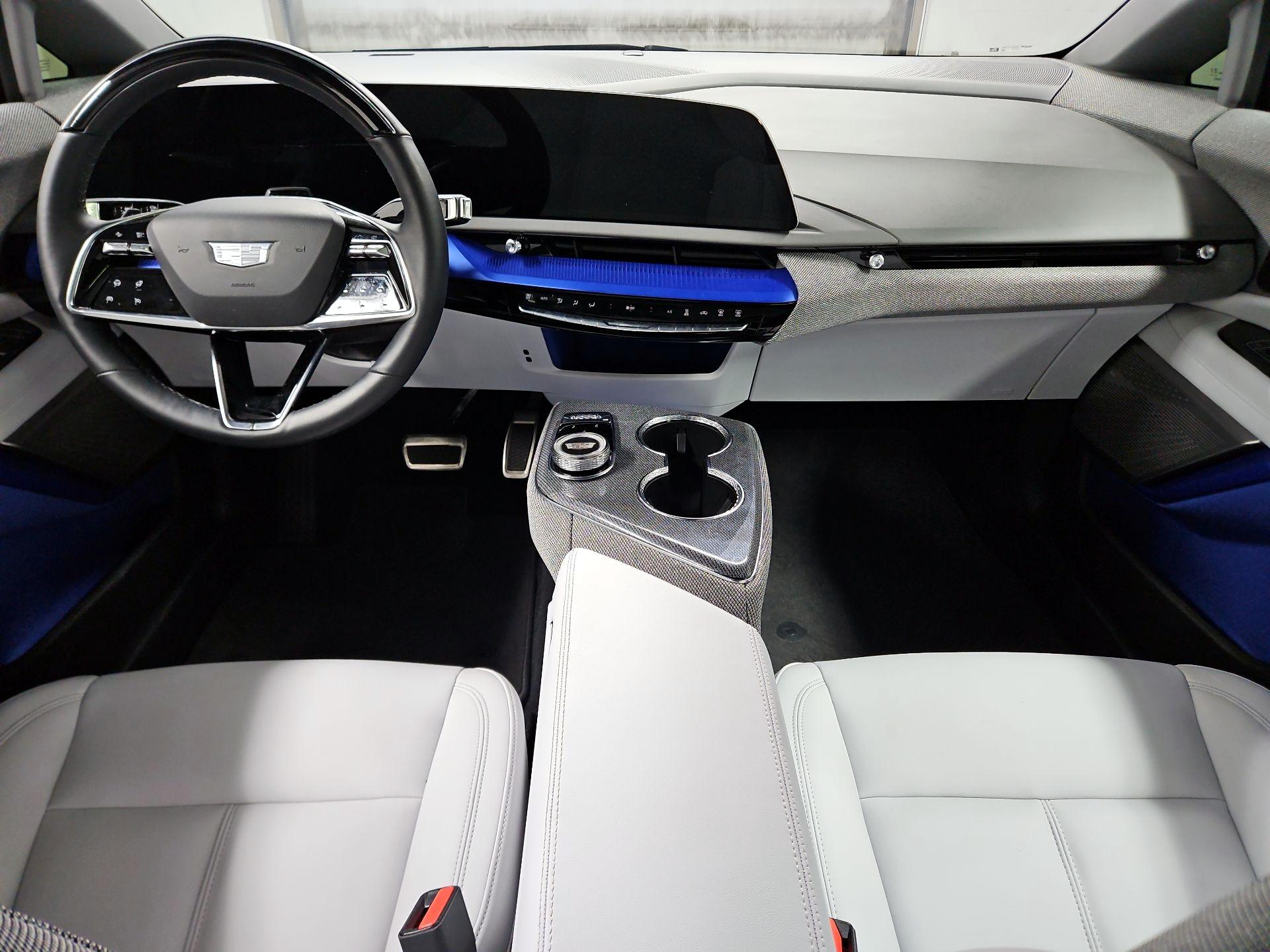 Thumbnail: 2025 Cadillac Optiq - 9