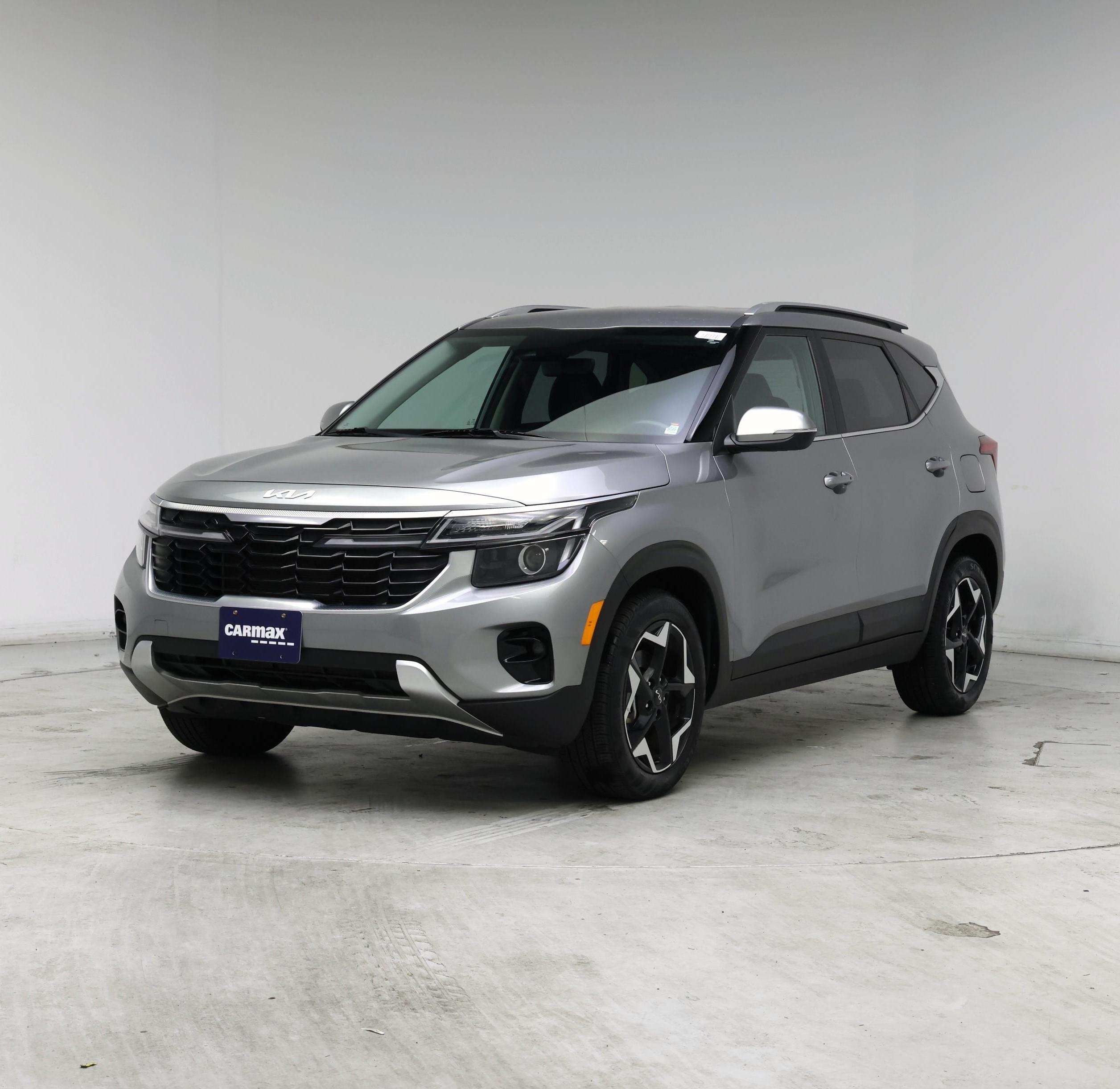 Thumbnail: 2024 Kia Seltos - 4