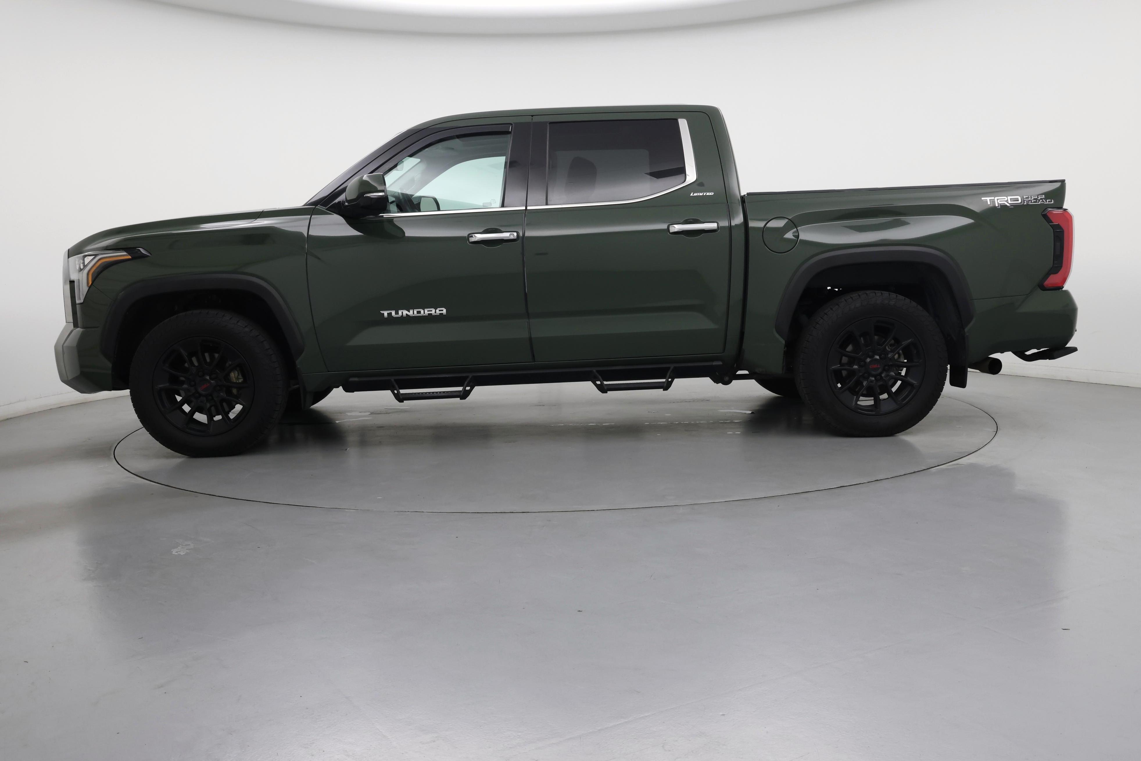 Thumbnail: 2022 Toyota Tundra - 3