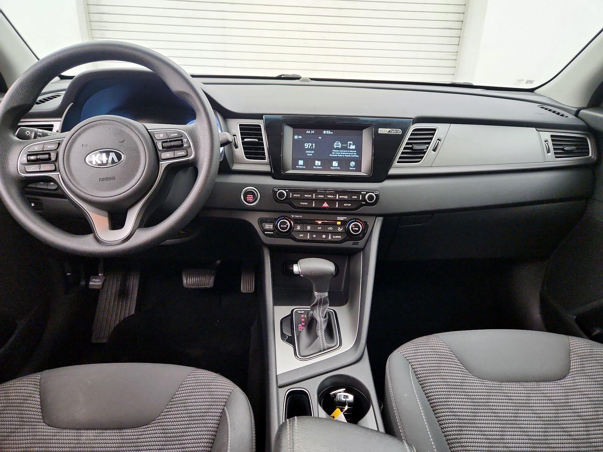 Thumbnail: 2018 Kia Niro - 9